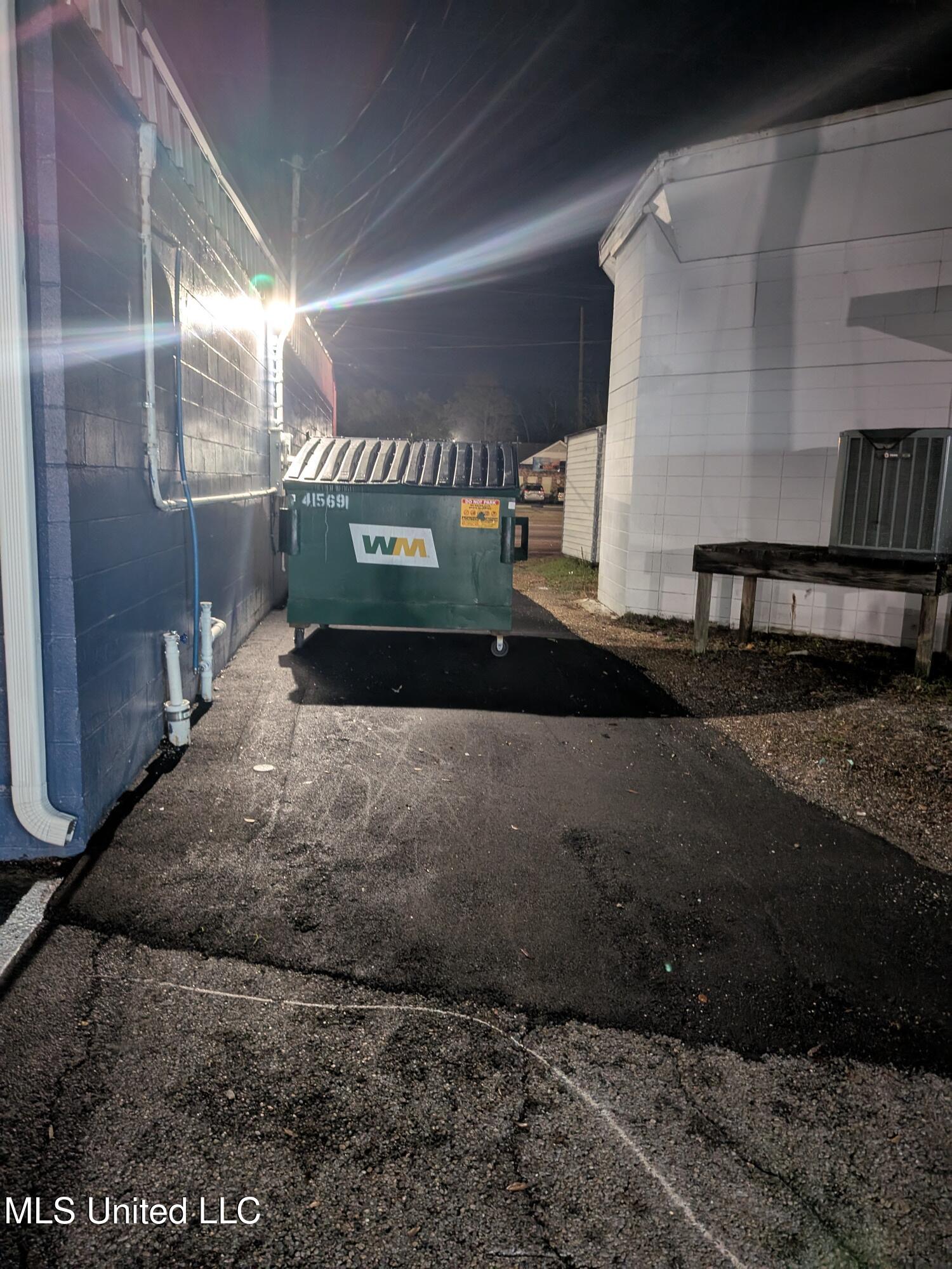 1707 Pass Road Property Photo 18