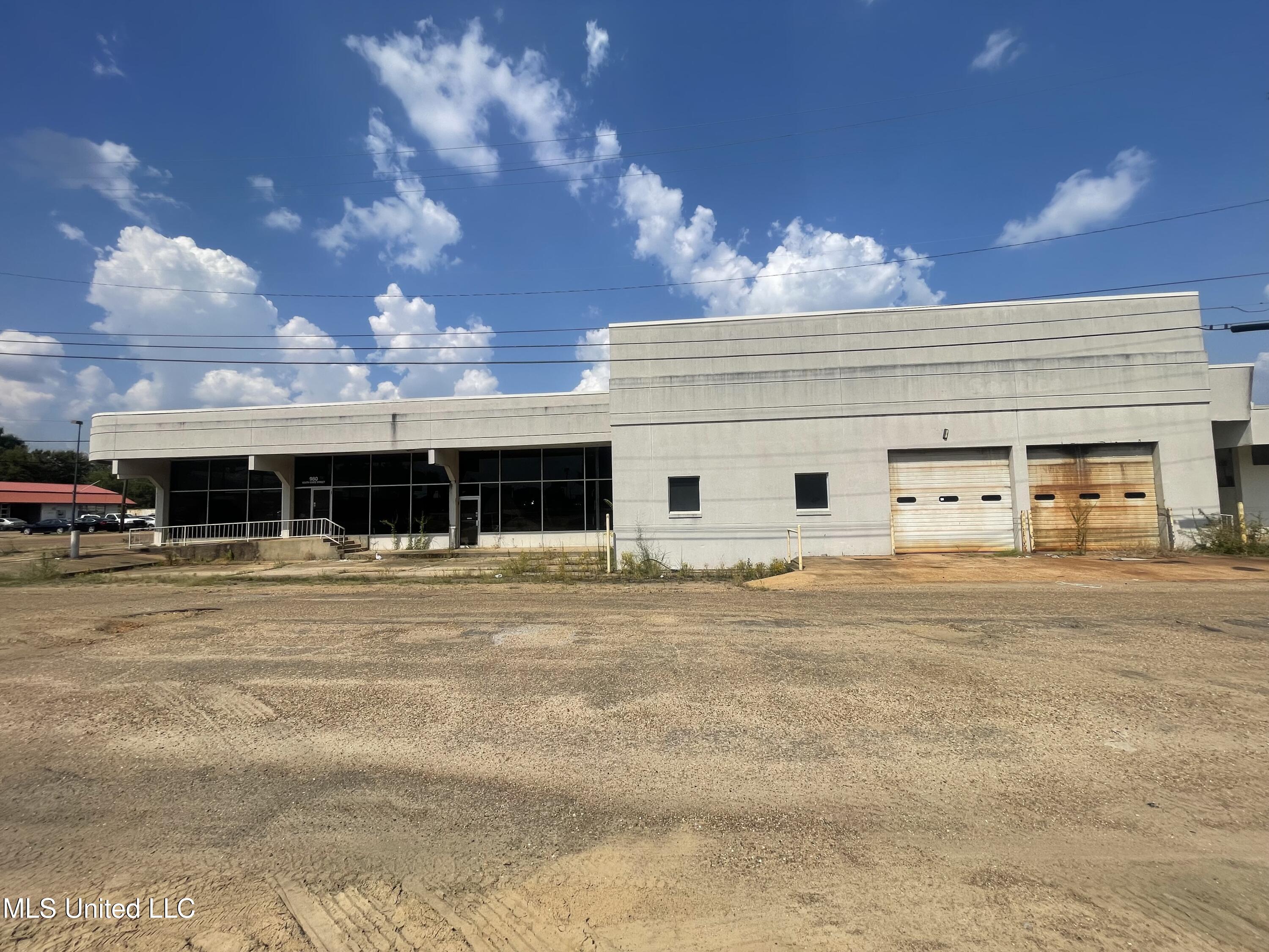 980 S State Street Property Photo 3