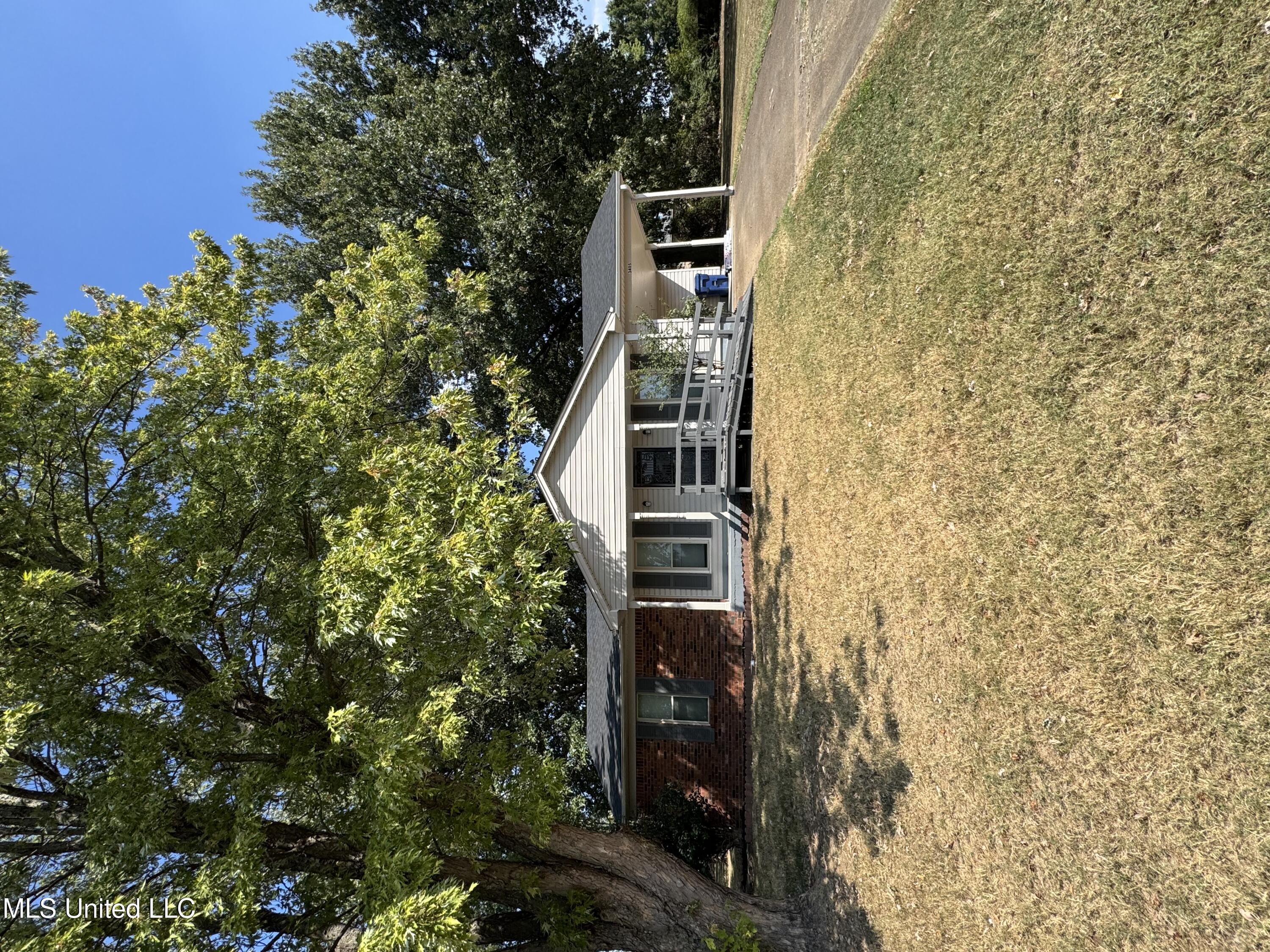 3405 Woodbine Cove Property Photo 1