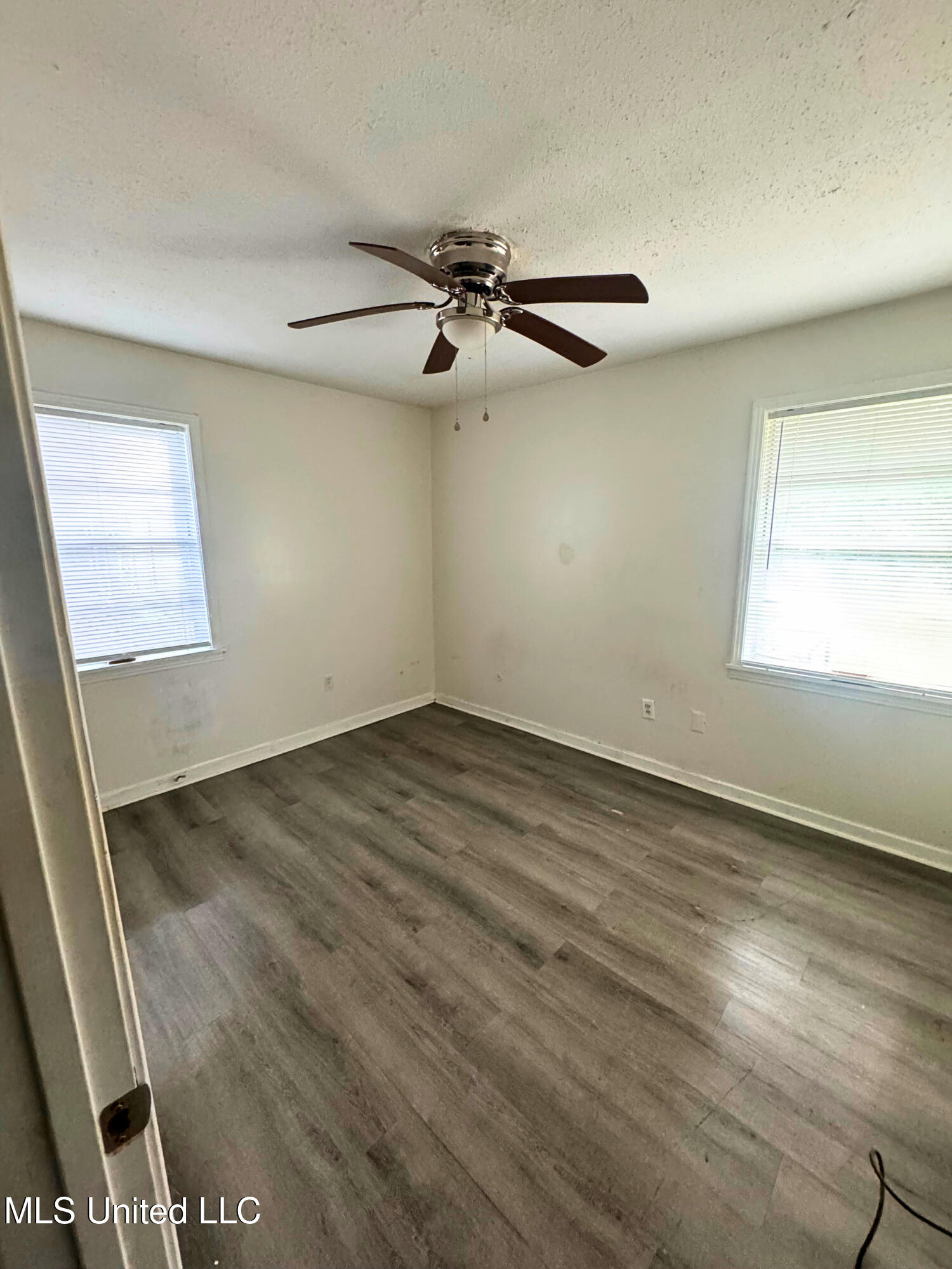 2759 Brookwood Drive Property Photo 11