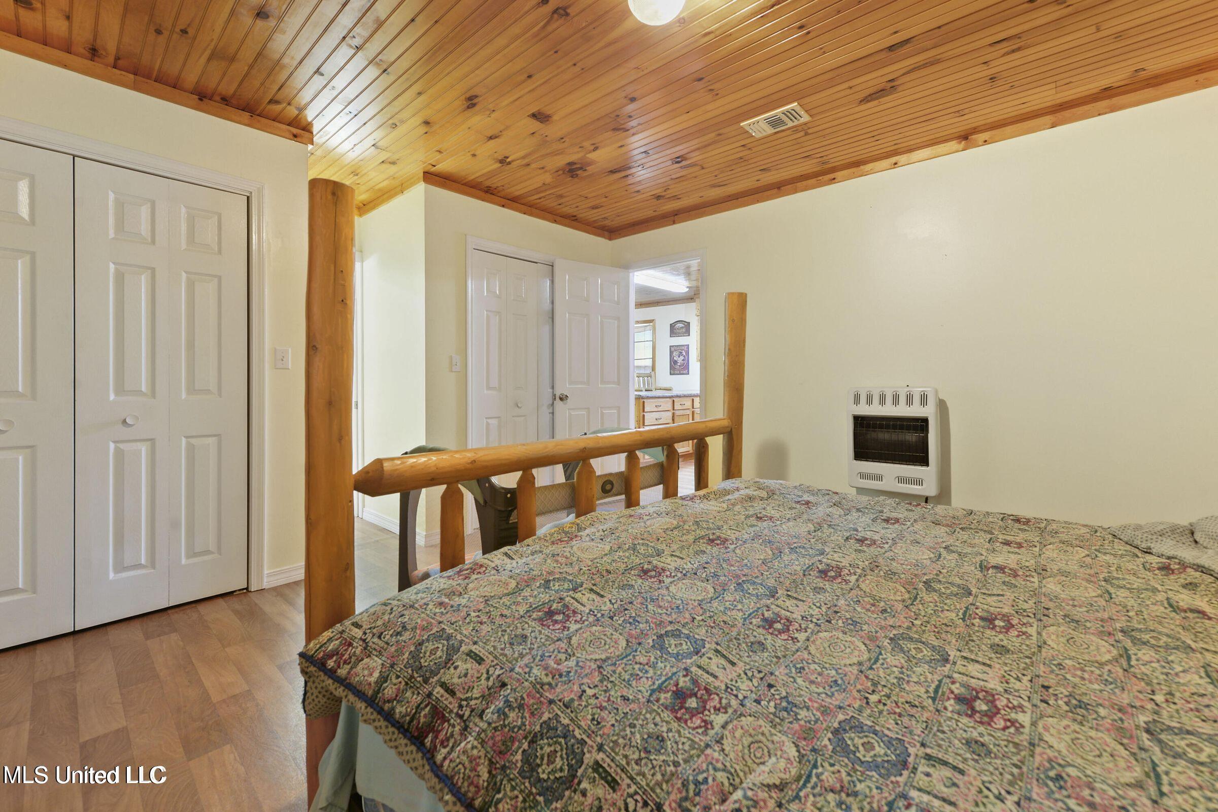 1050 Deep Creek Road Property Photo 11