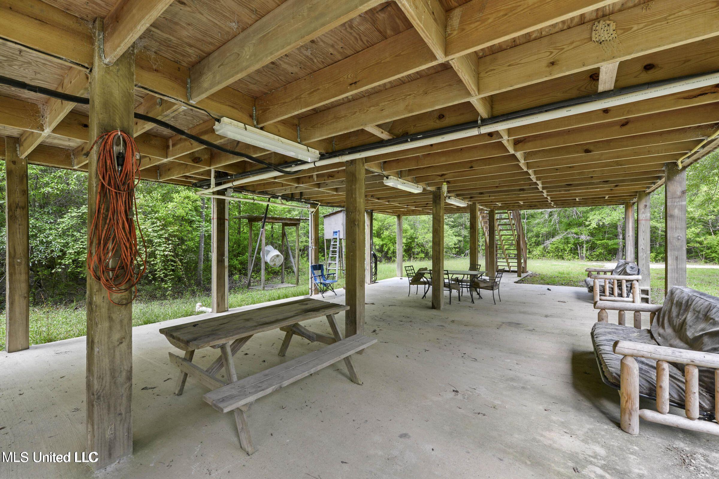 1050 Deep Creek Road Property Photo 14