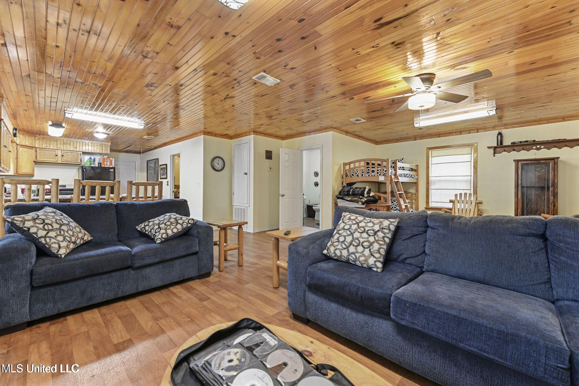 377a Deep Creek Road Property Photo 4
