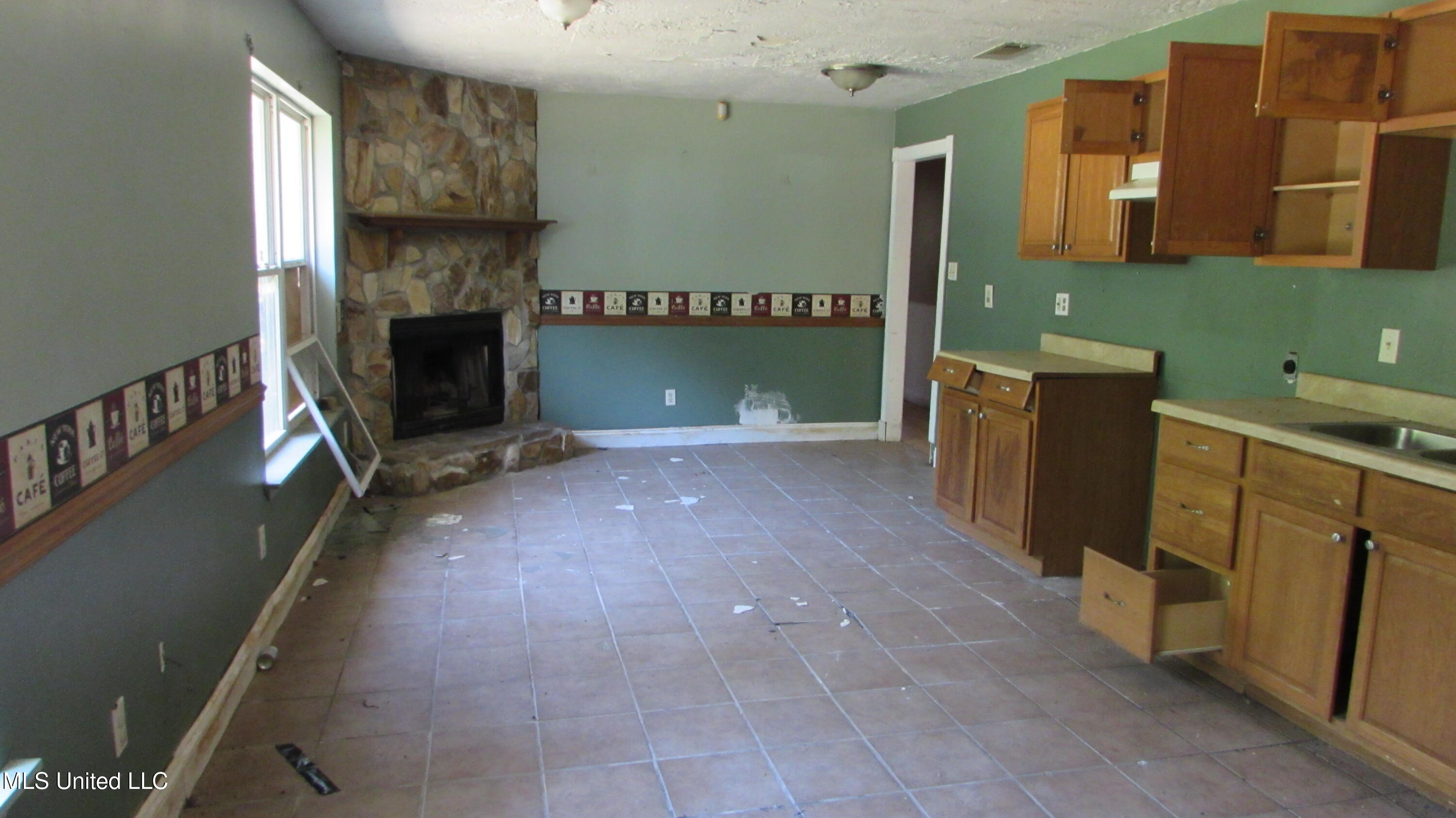 2537 W David Drive Property Photo 16