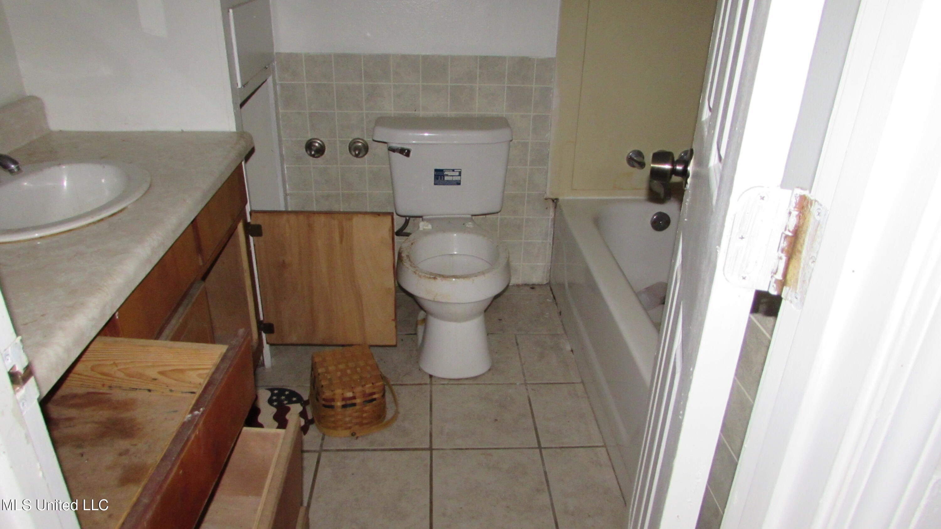 2537 W David Drive Property Photo 18