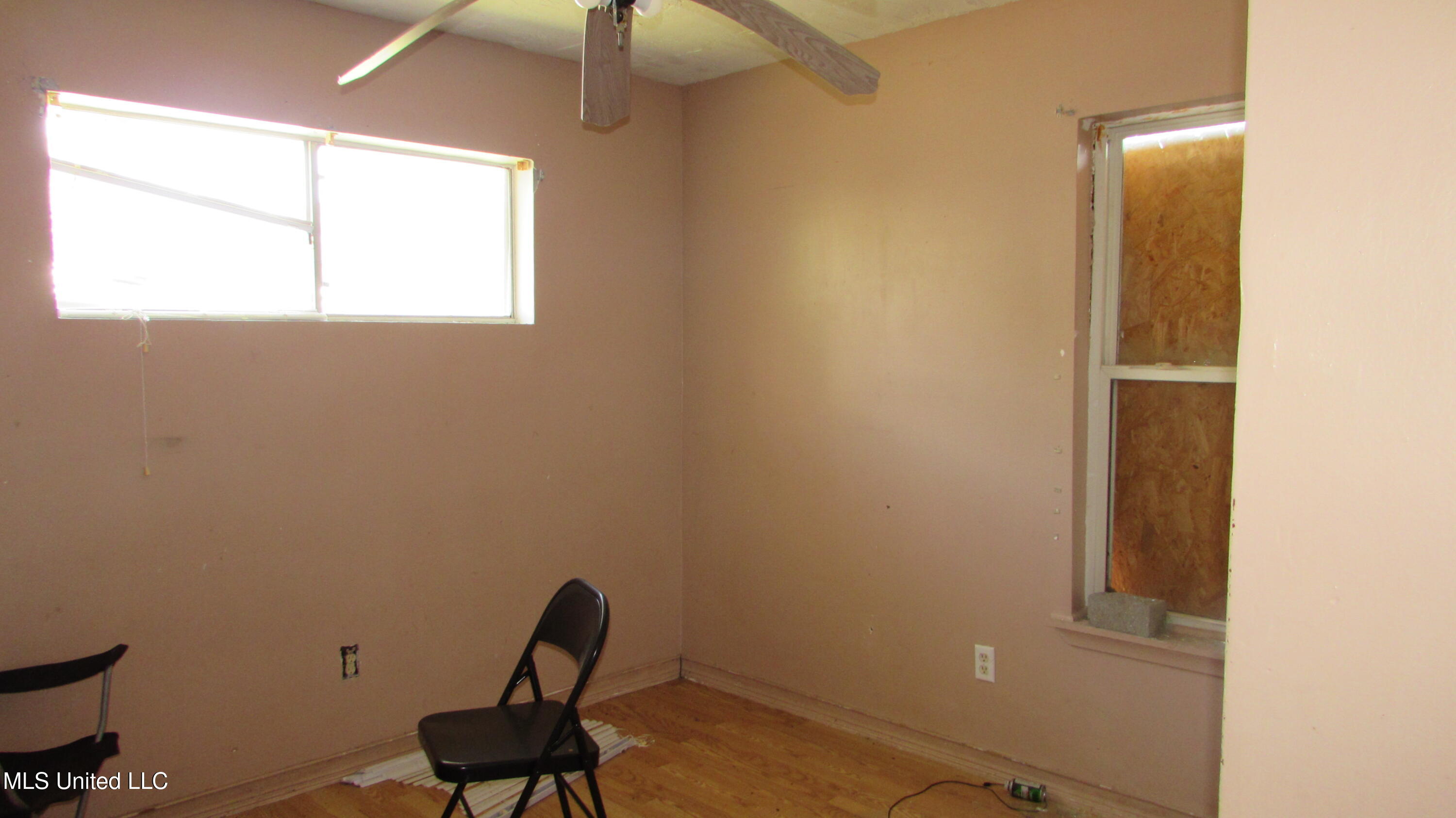 2537 W David Drive Property Photo 19