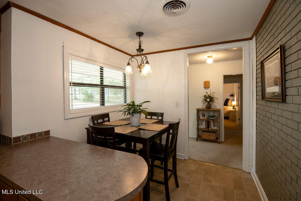 74 Timberlane Drive Property Photo 10