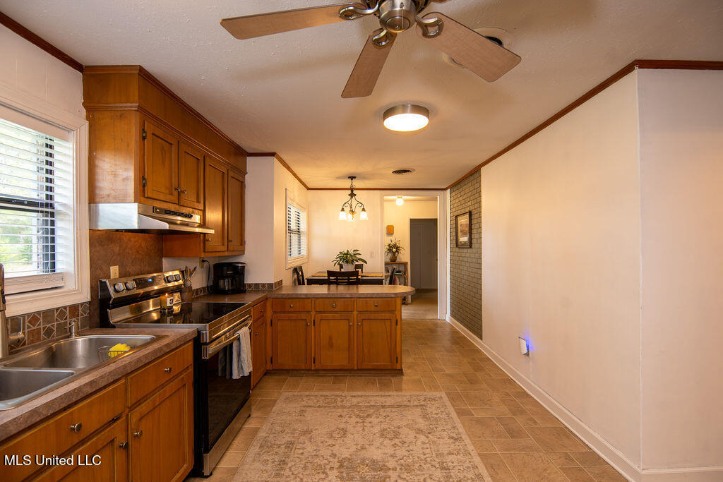 74 Timberlane Drive Property Photo 13