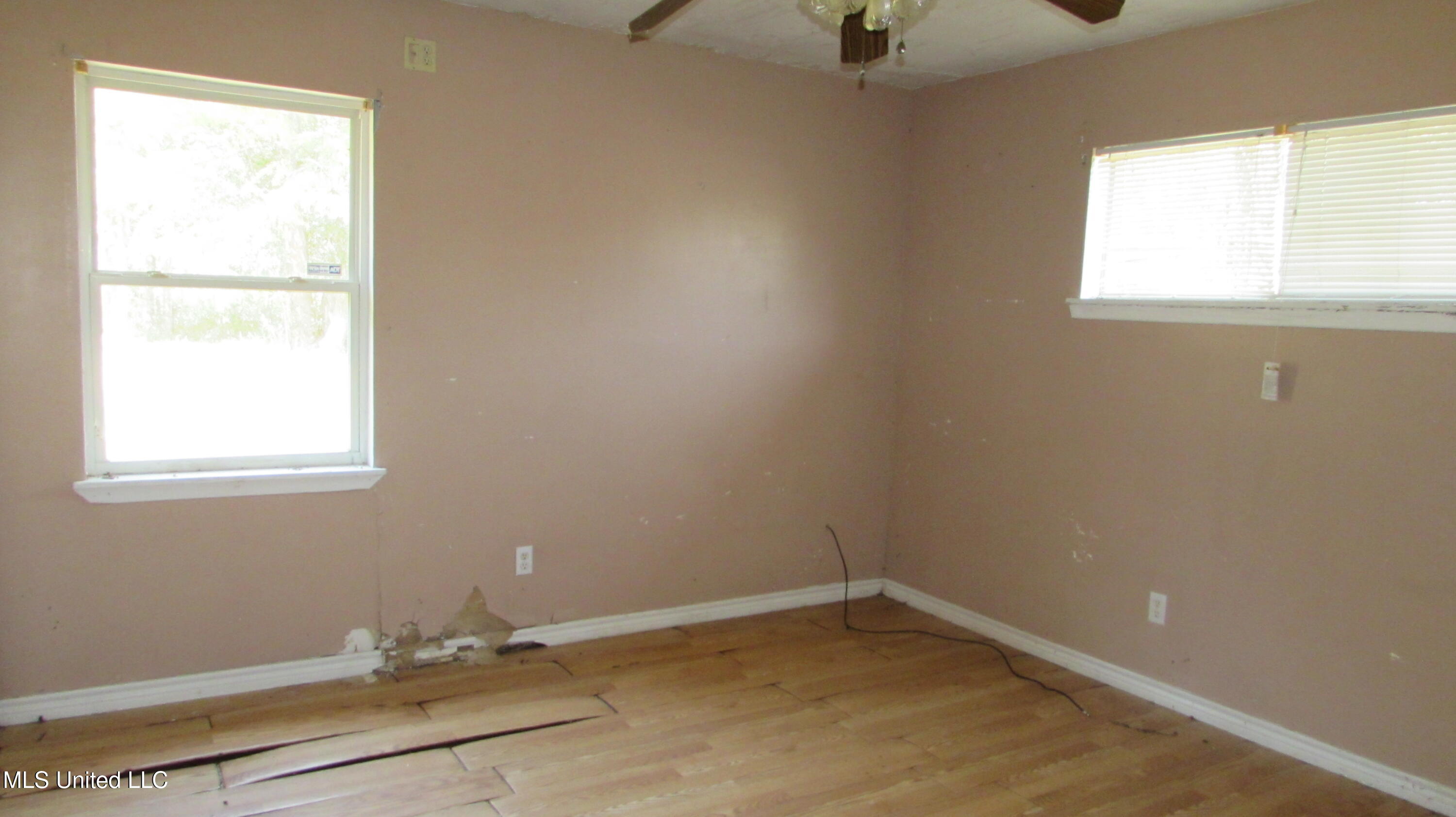 2722 E David Drive Property Photo 11