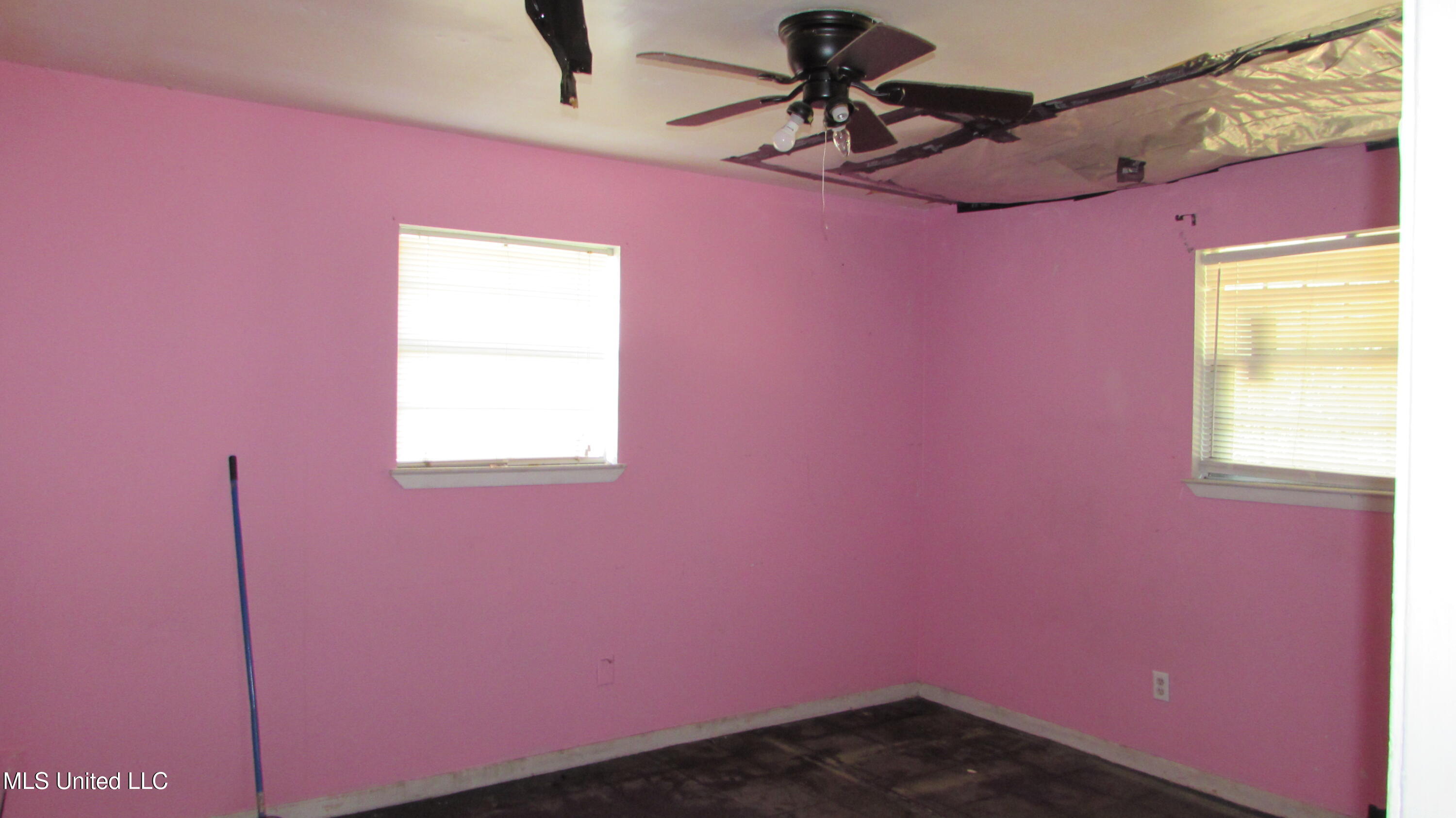 2722 E David Drive Property Photo 17