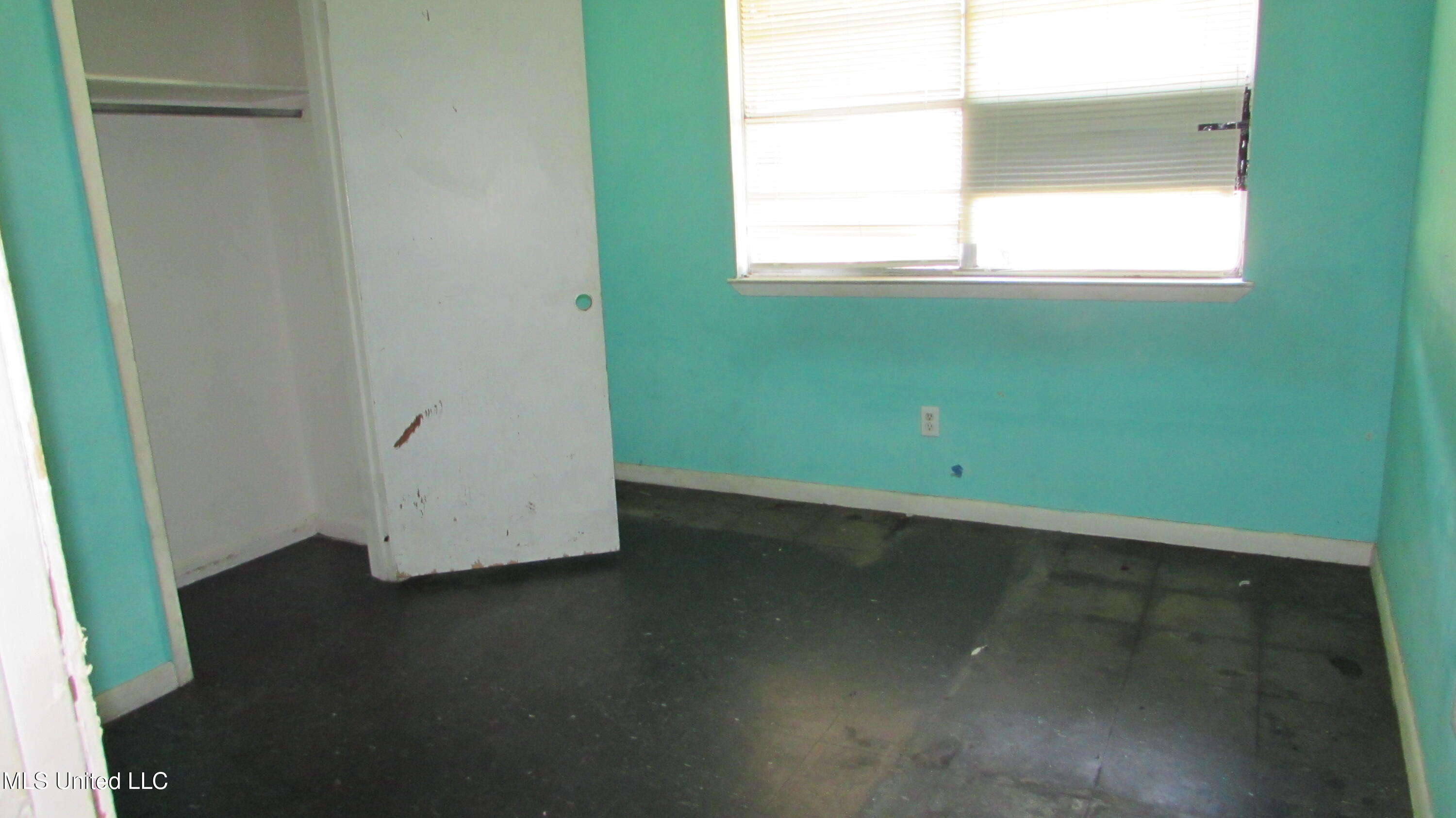 2722 E David Drive Property Photo 19