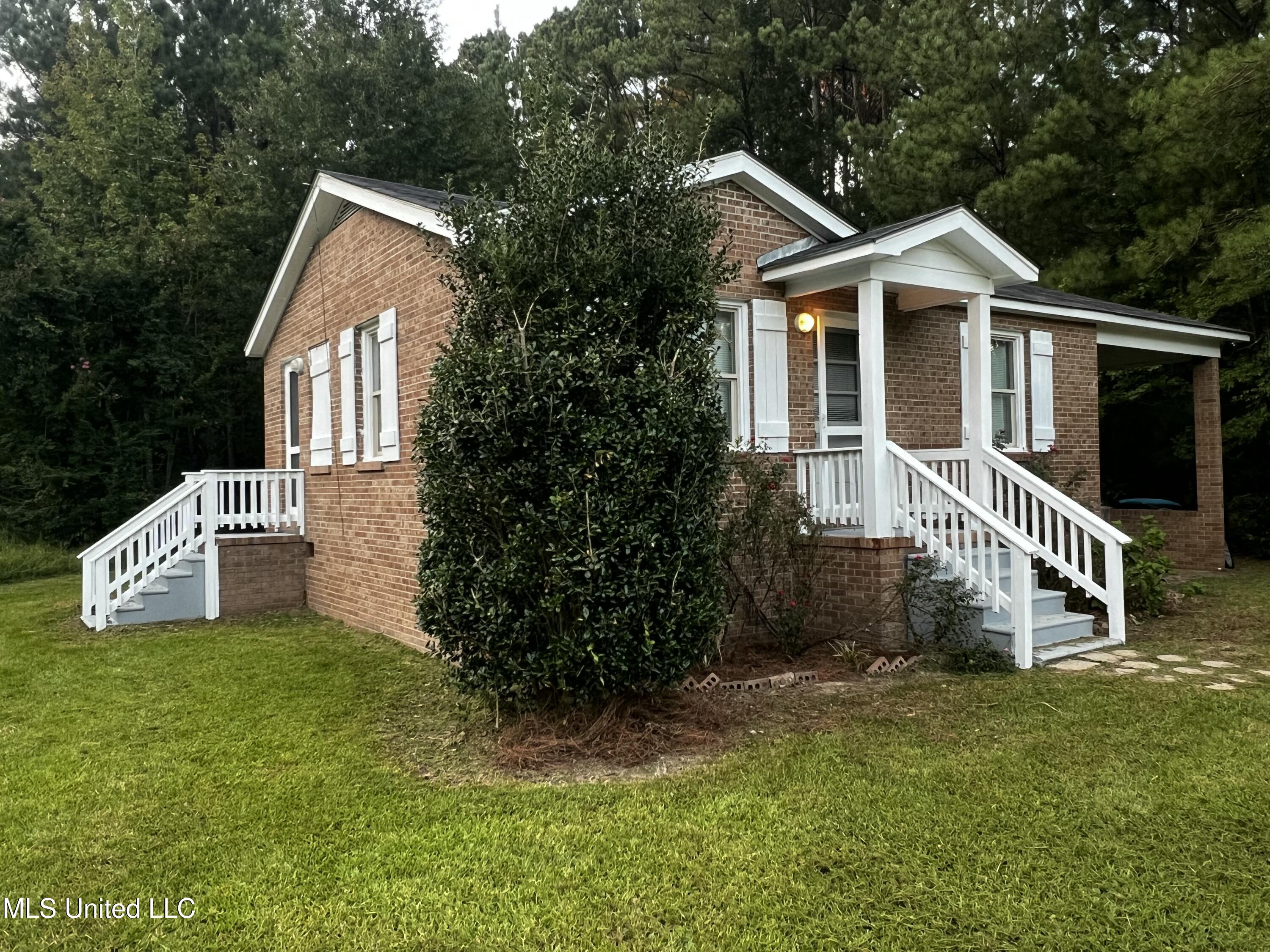 2445 Highway 16 Property Photo 2