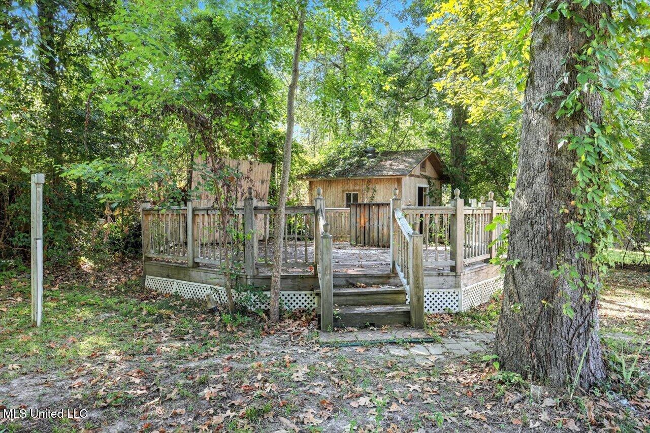 220 Mcree Drive Property Photo 29