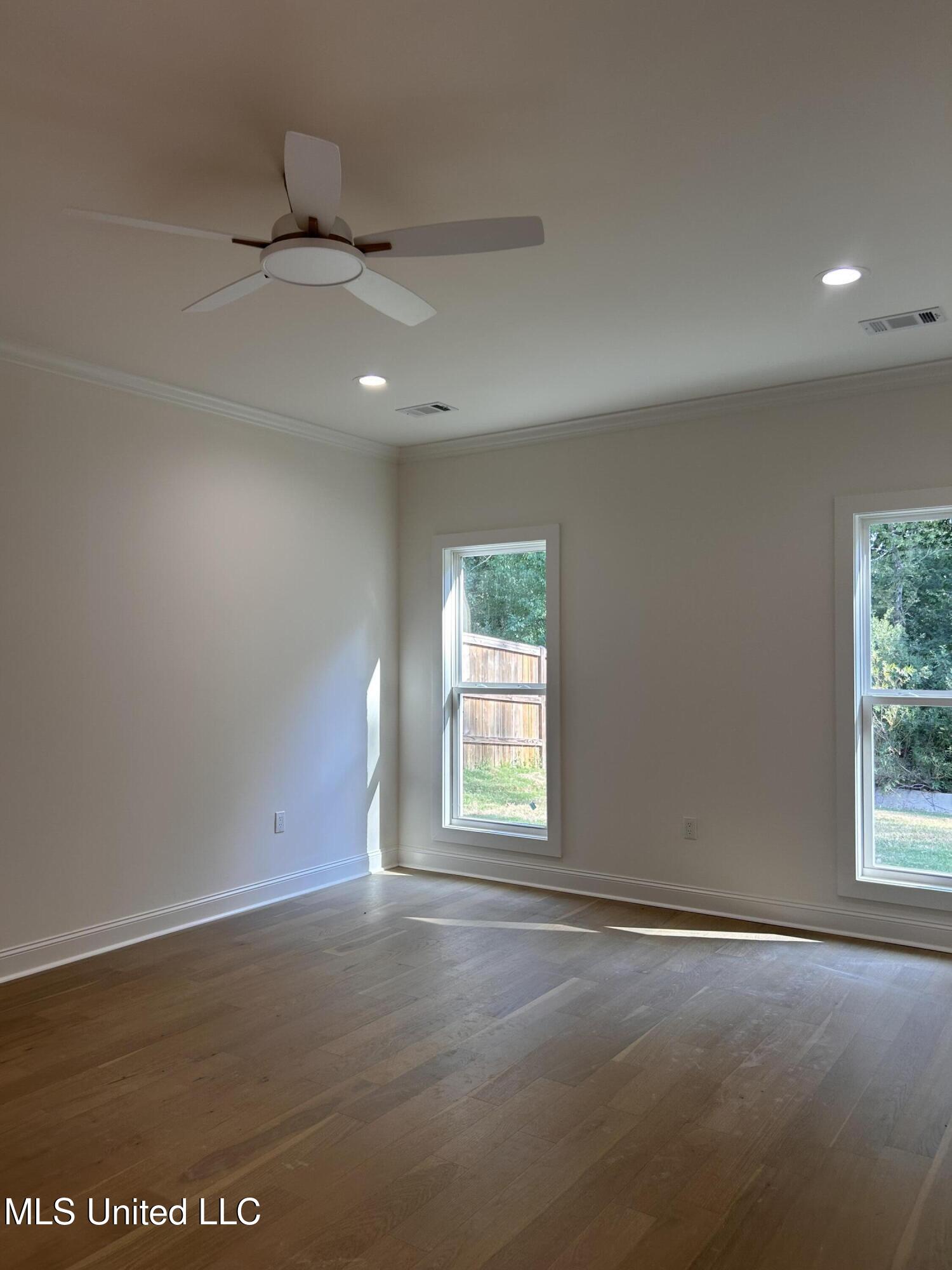 176 Sweetbriar Circle Property Photo 13