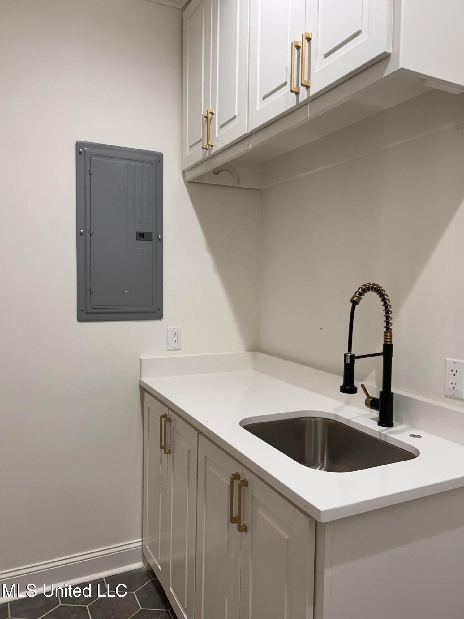 176 Sweetbriar Circle Property Photo 19