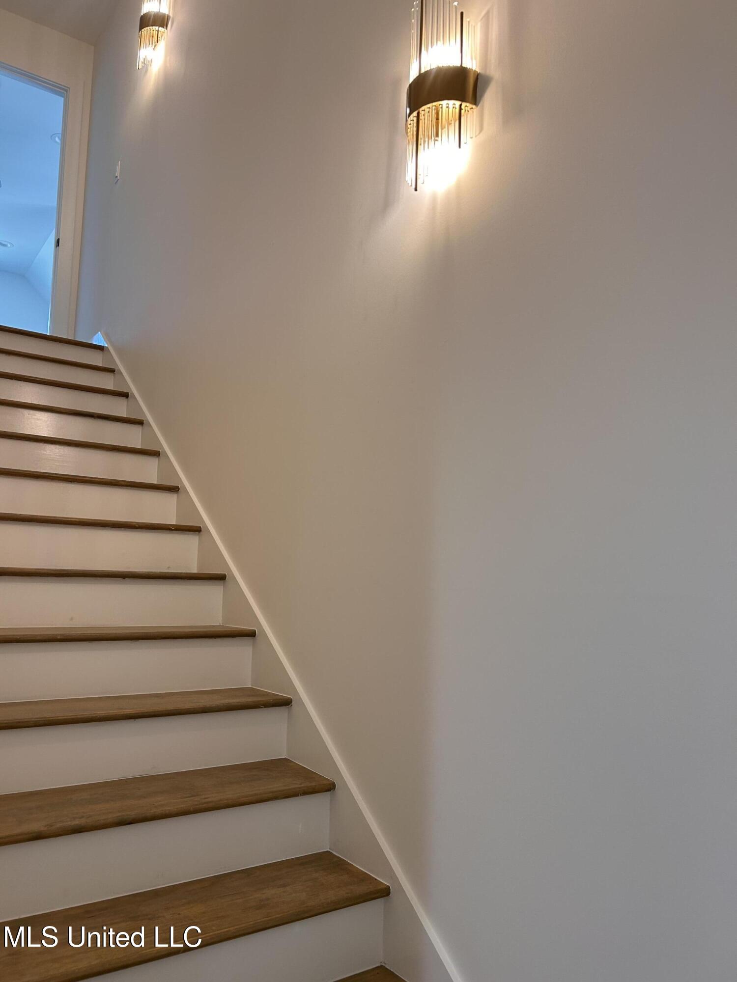 176 Sweetbriar Circle Property Photo 20