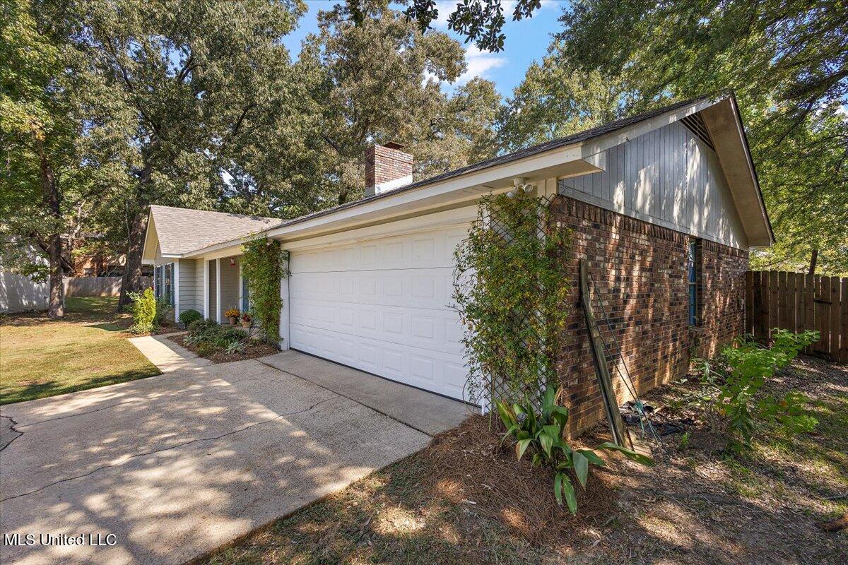 103 Casa Urbano Drive Property Photo 3