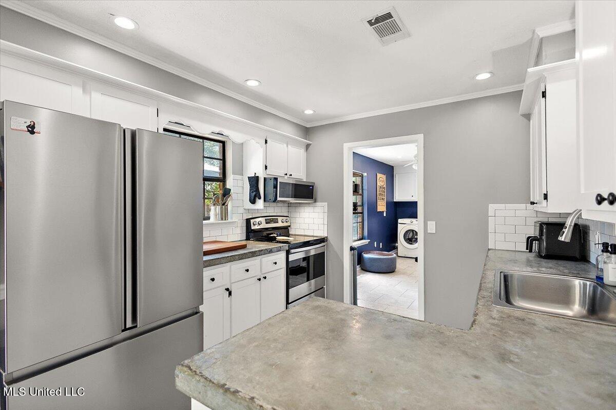 103 Casa Urbano Drive Property Photo 14