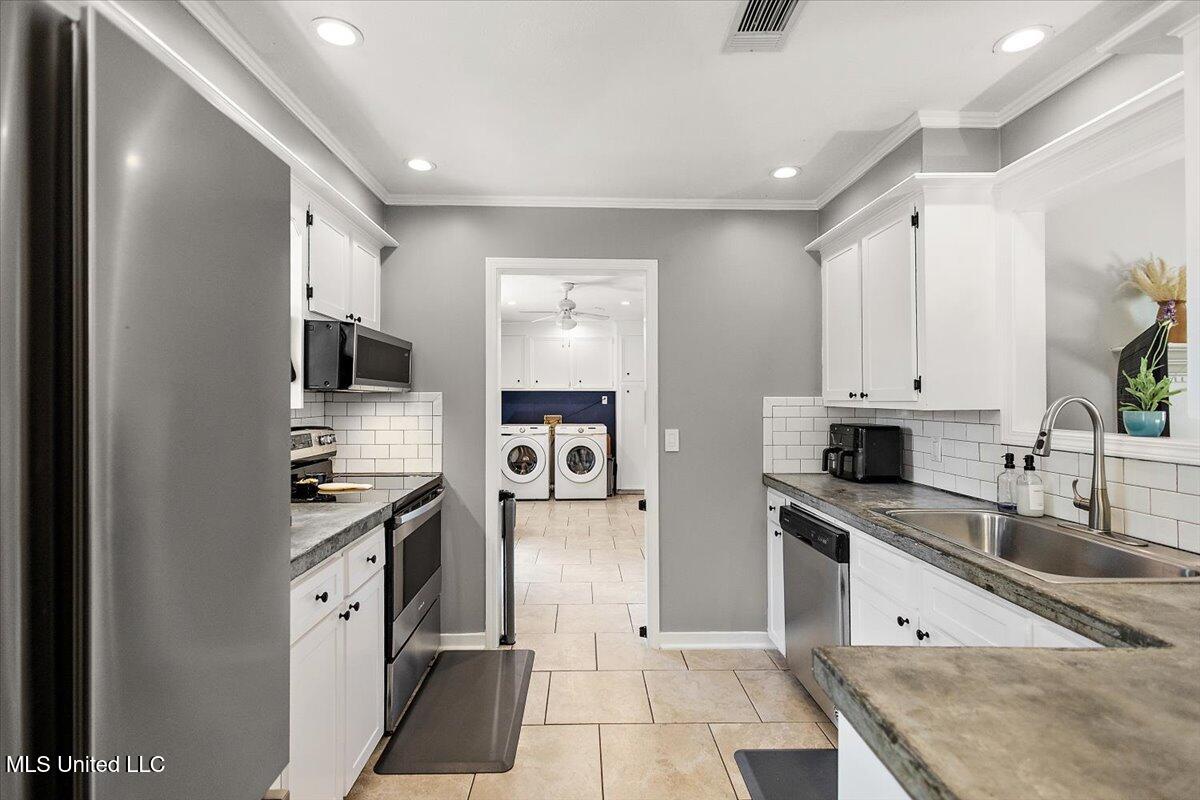 103 Casa Urbano Drive Property Photo 16