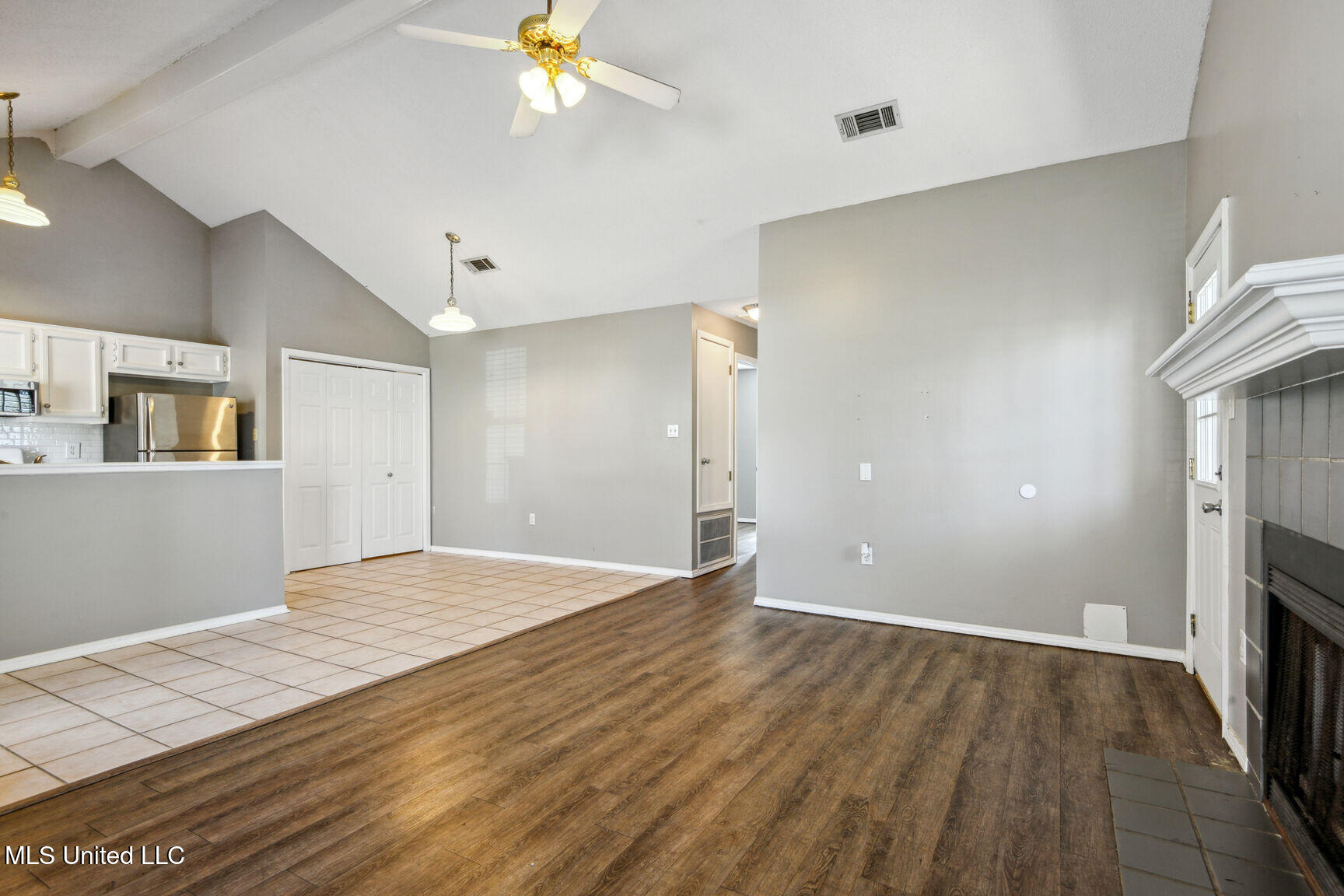 13423 Windsong Drive Property Photo 6