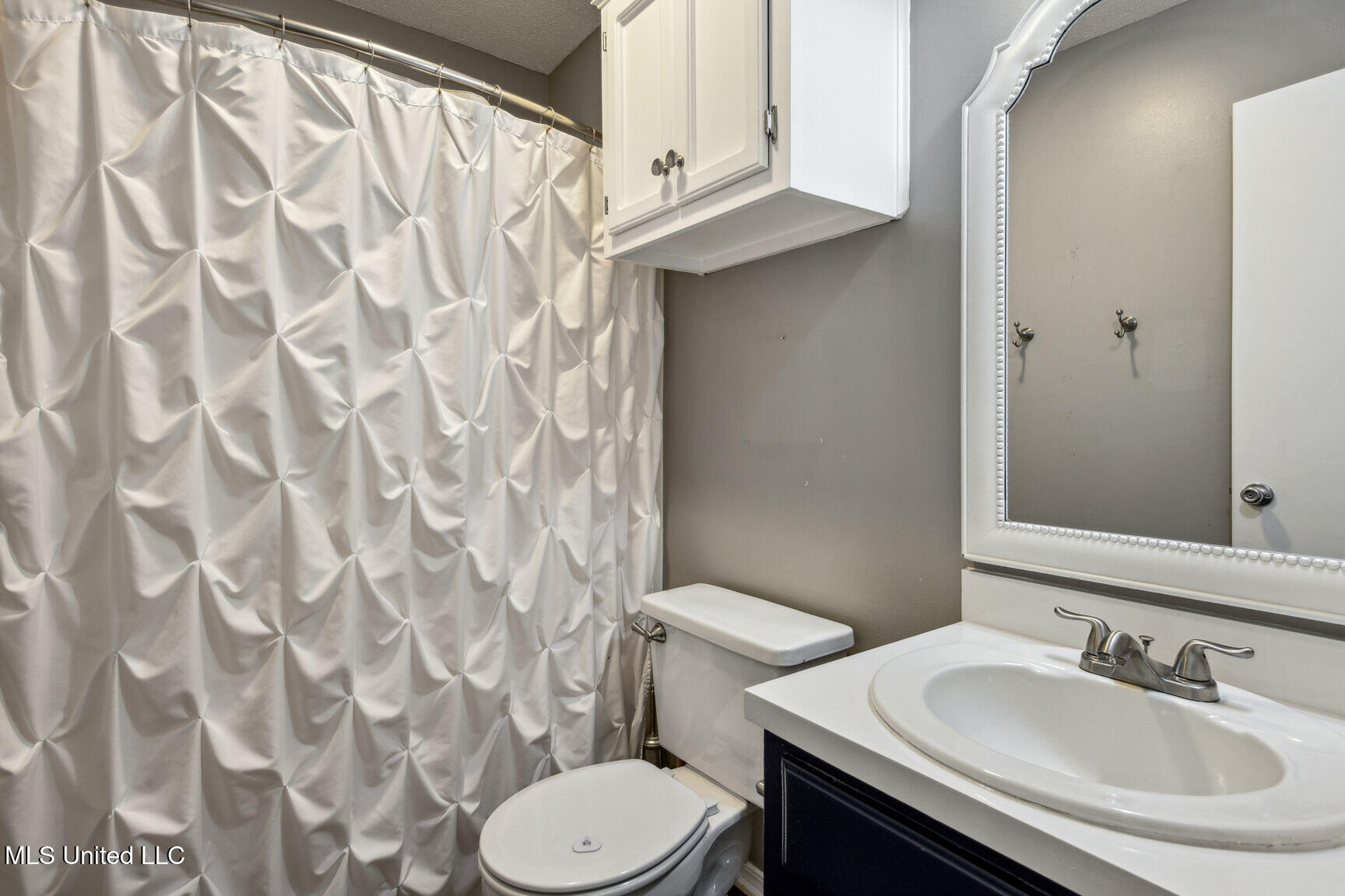 13423 Windsong Drive Property Photo 9