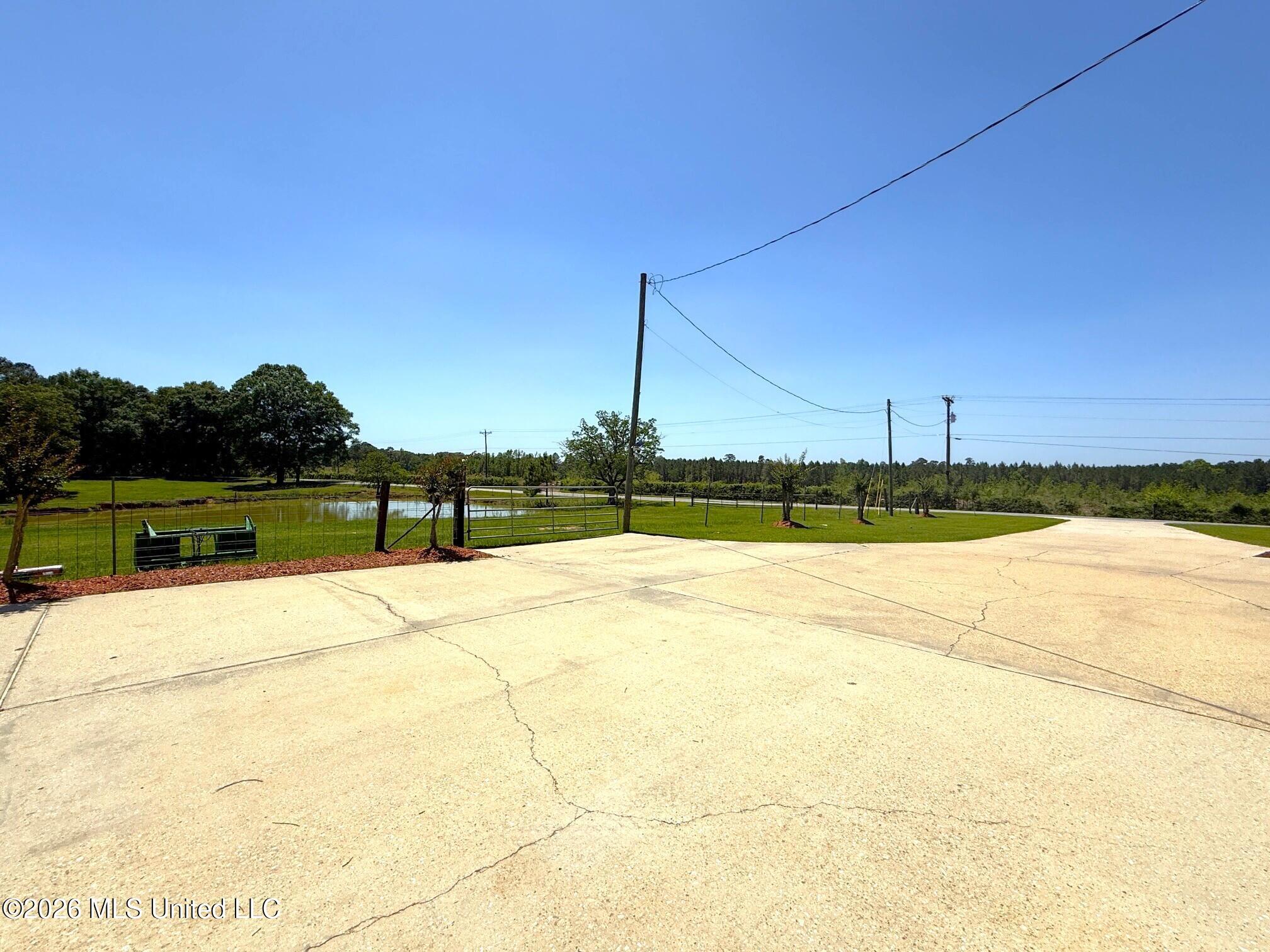 7020 Gibson Road Property Photo 6