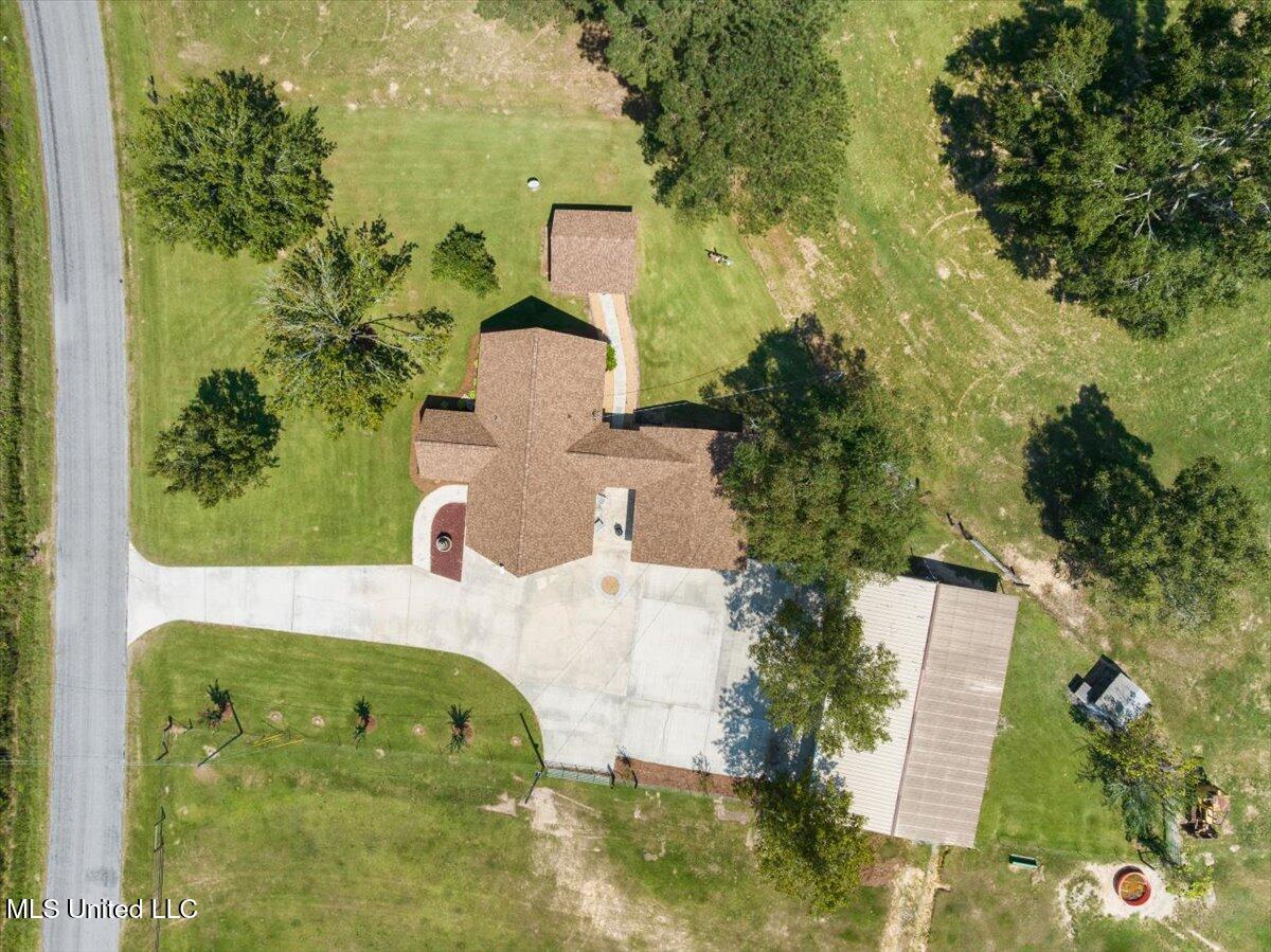 7020 Gibson Road Property Photo 12
