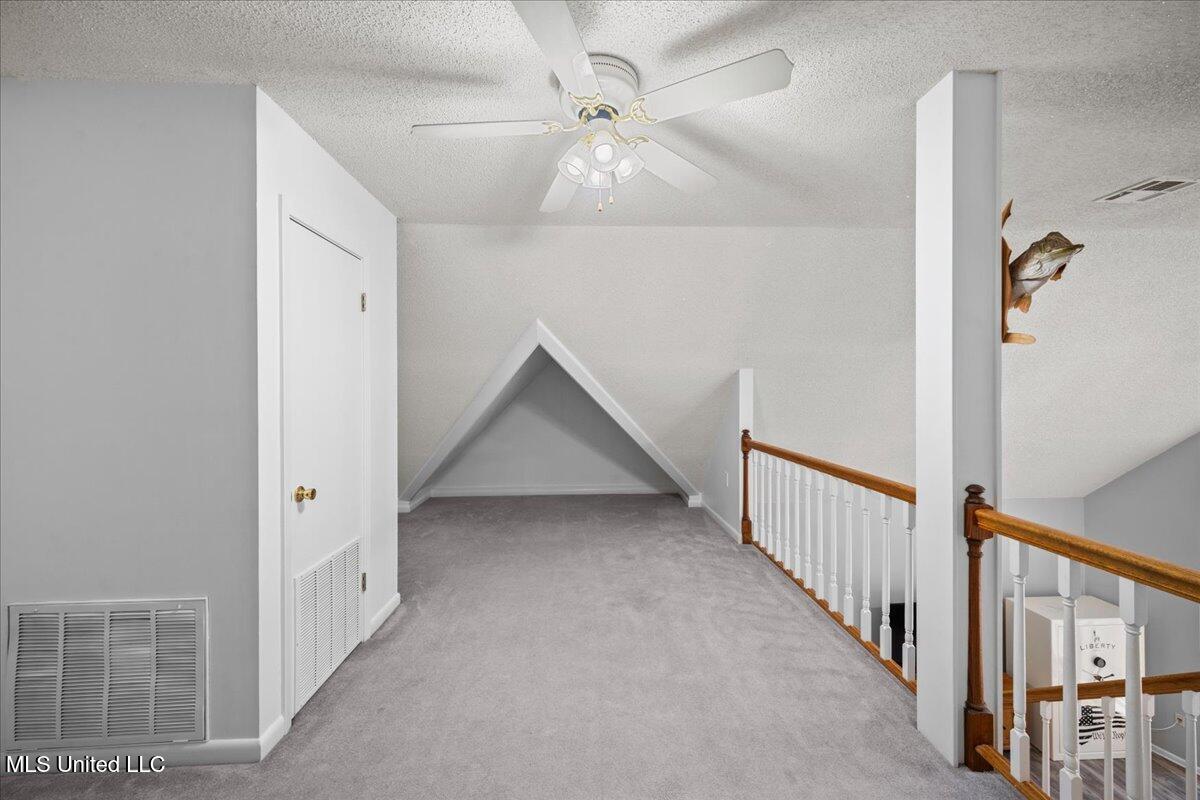 7020 Gibson Road Property Photo 29