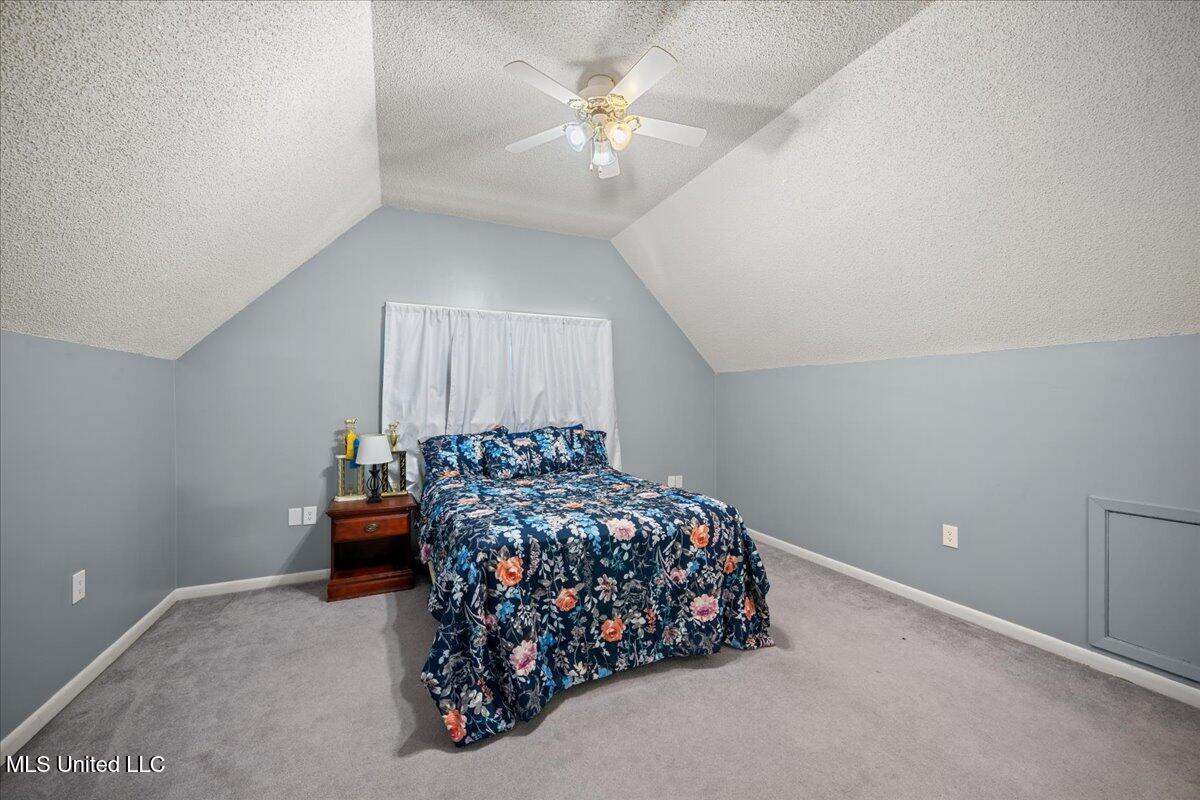 7020 Gibson Road Property Photo 31