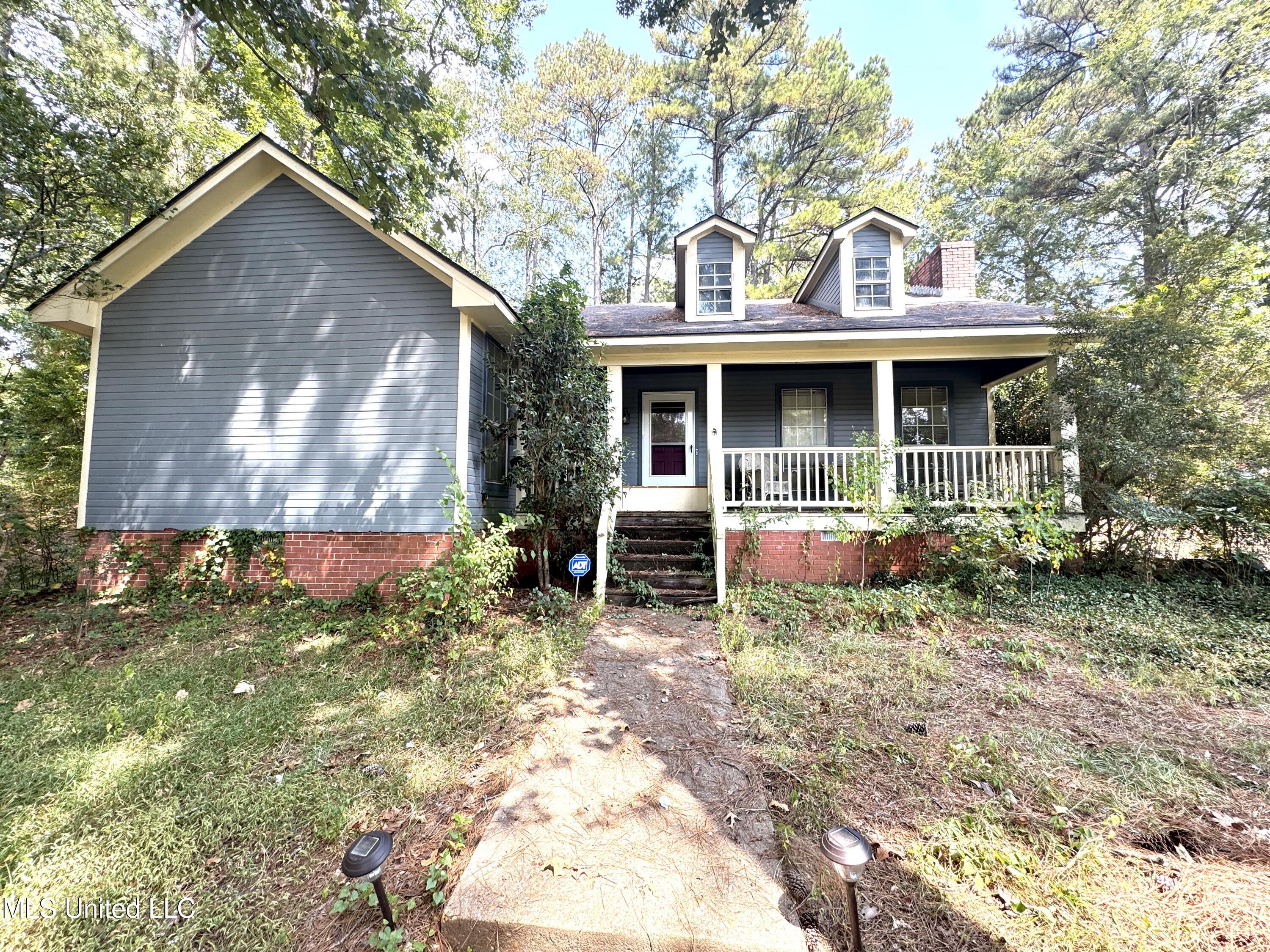 138 Eltonwoods Drive Property Photo 1