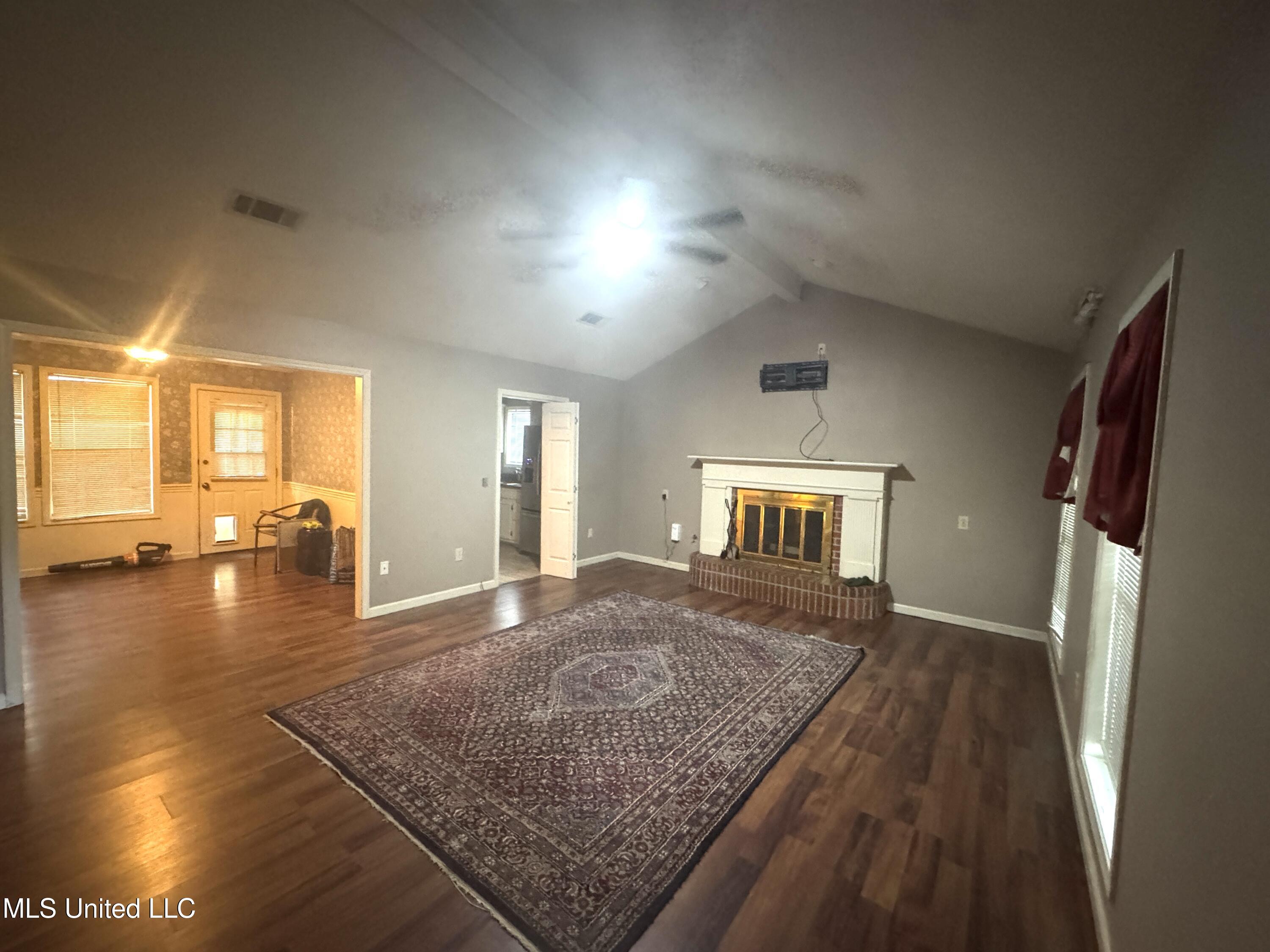 138 Eltonwoods Drive Property Photo 6