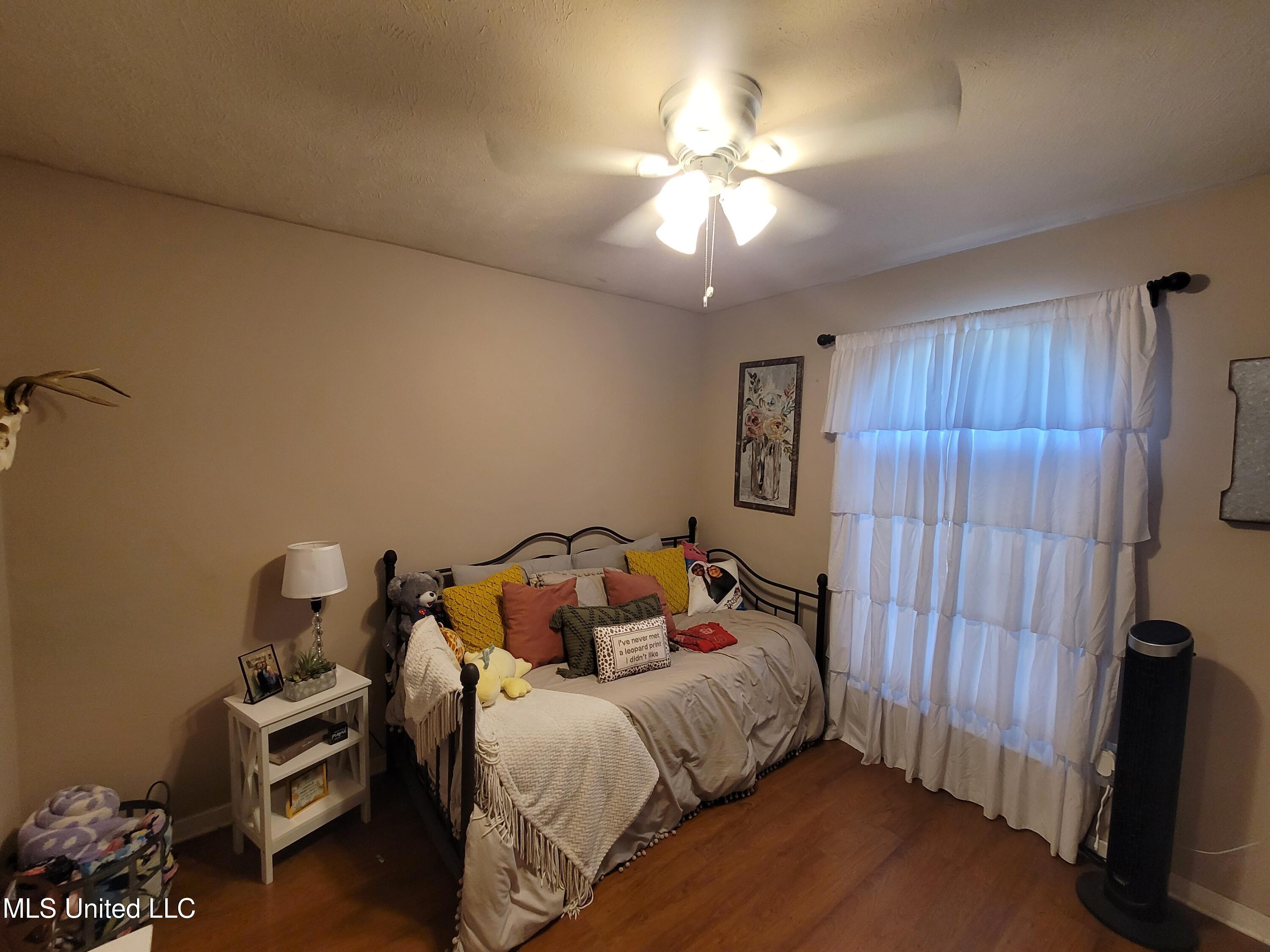317 Willow Run Property Photo 15