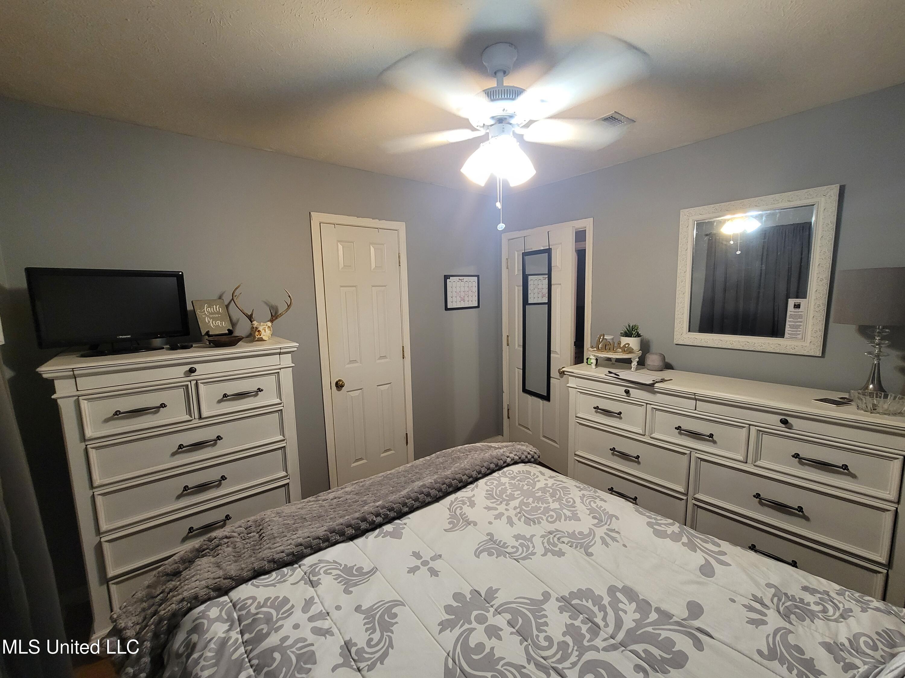 317 Willow Run Property Photo 26