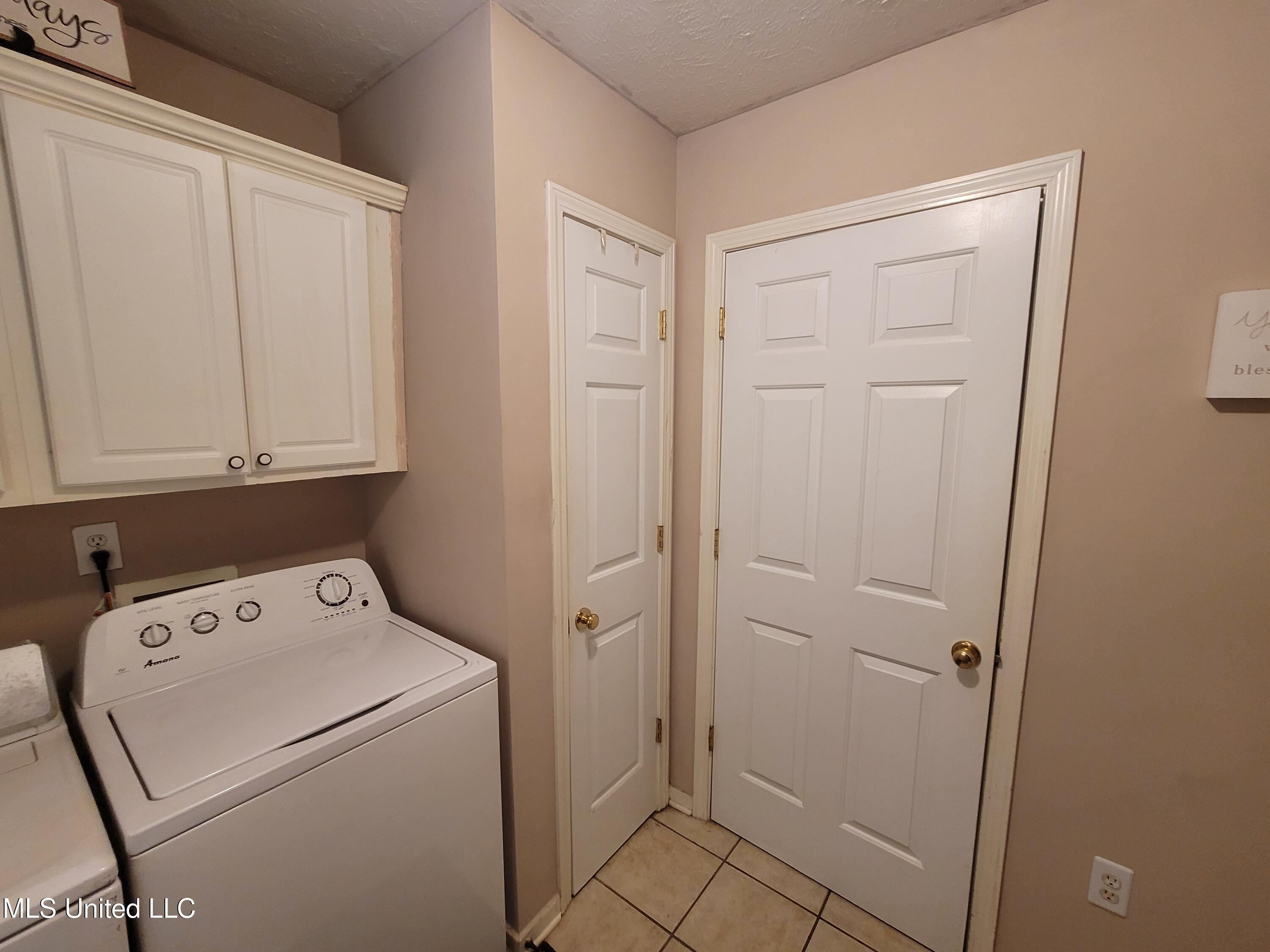 317 Willow Run Property Photo 32
