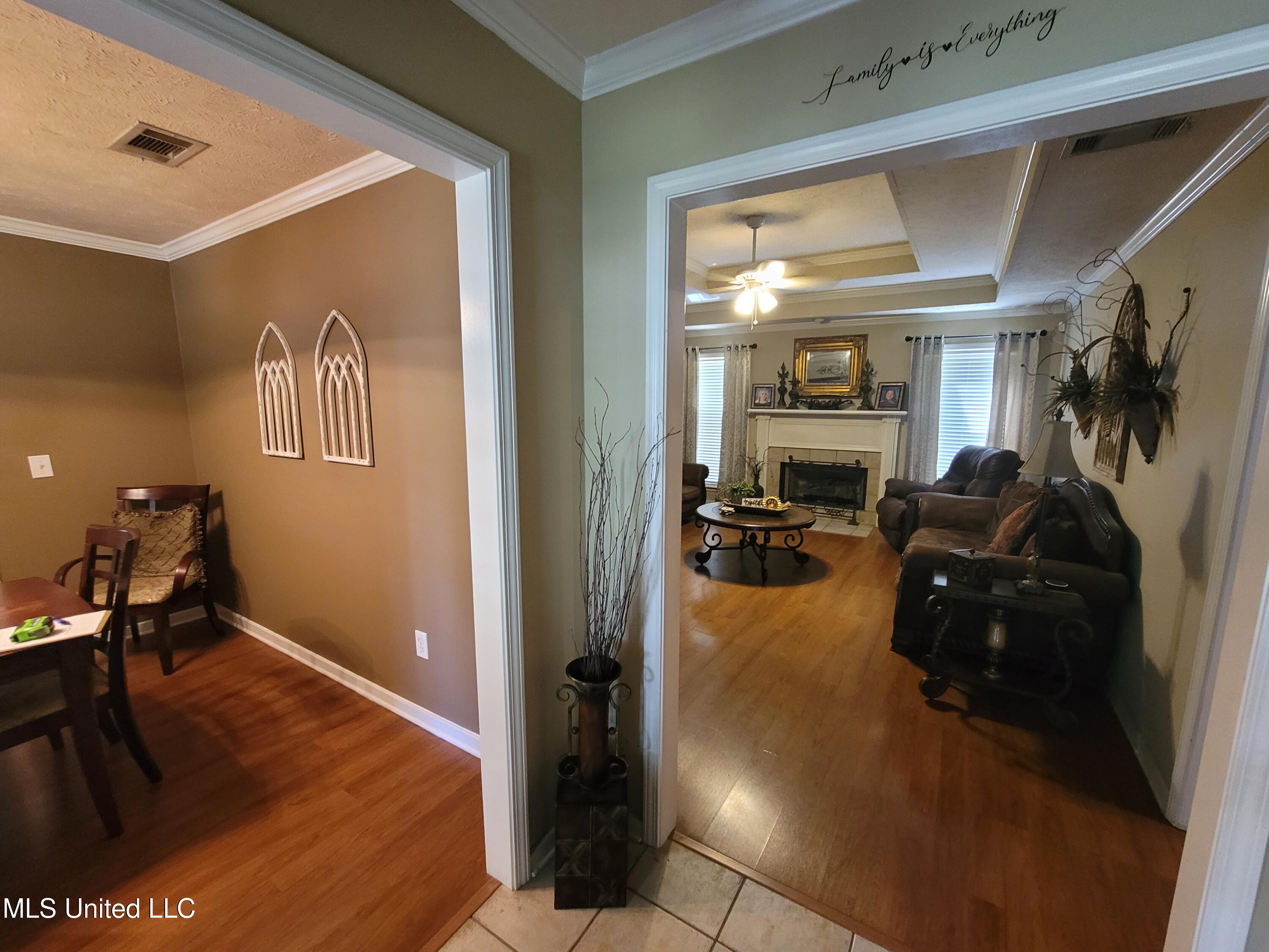 317 Willow Run Property Photo 43