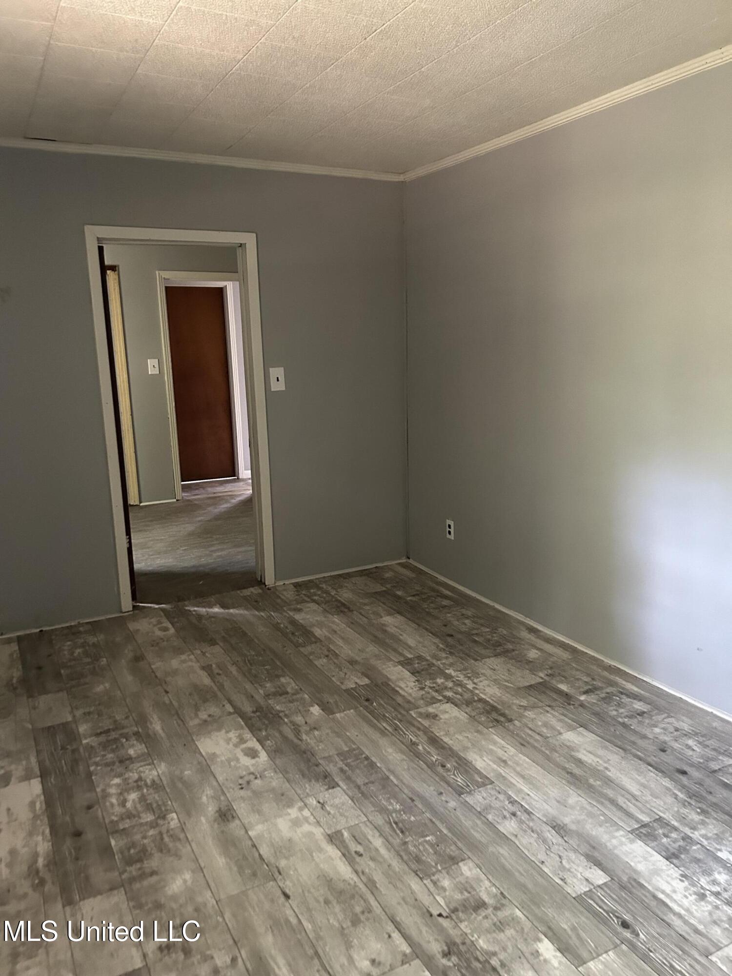 1017 Ne Washington Street Property Photo 17