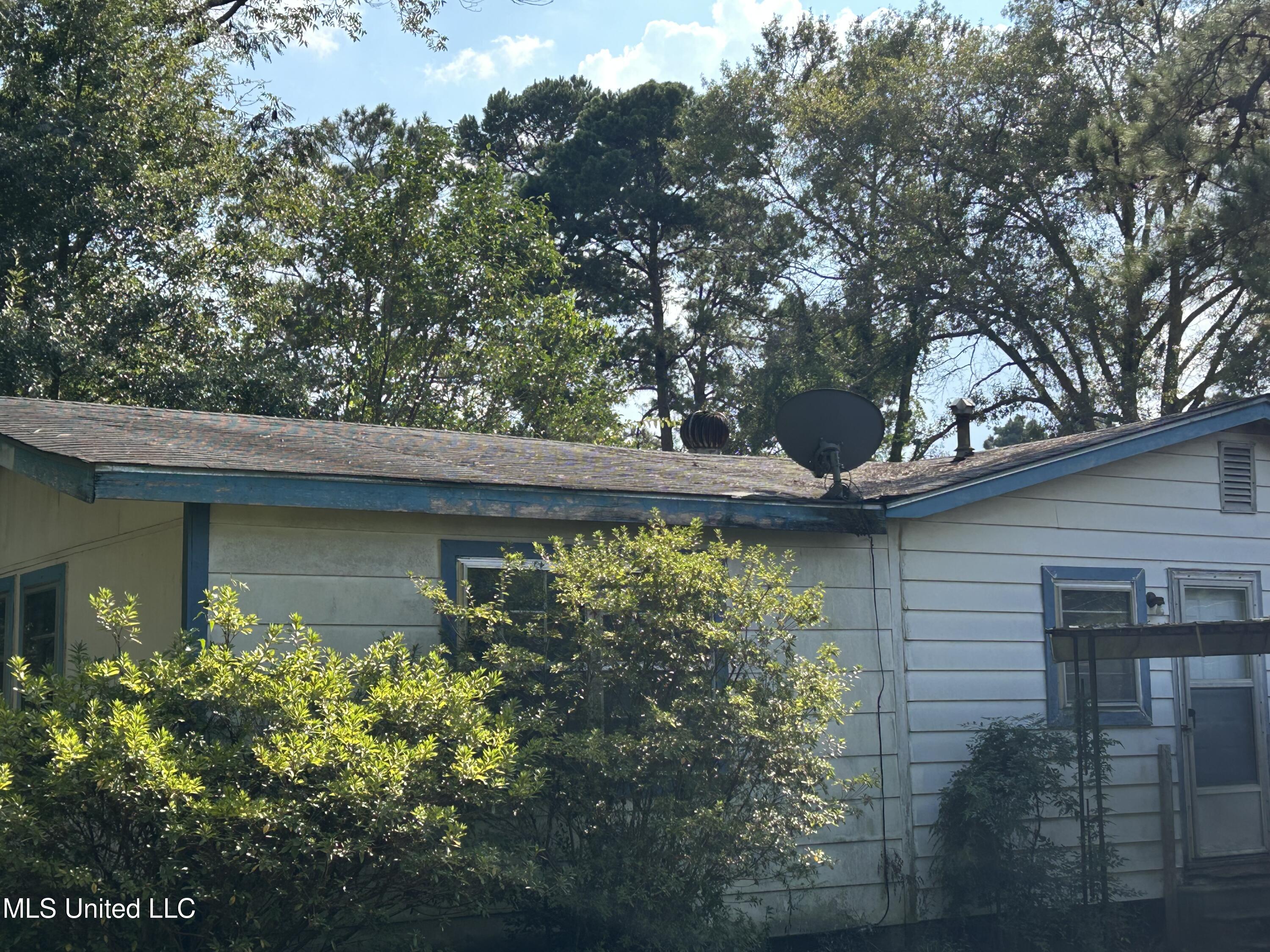 1017 Ne Washington Street Property Photo 22