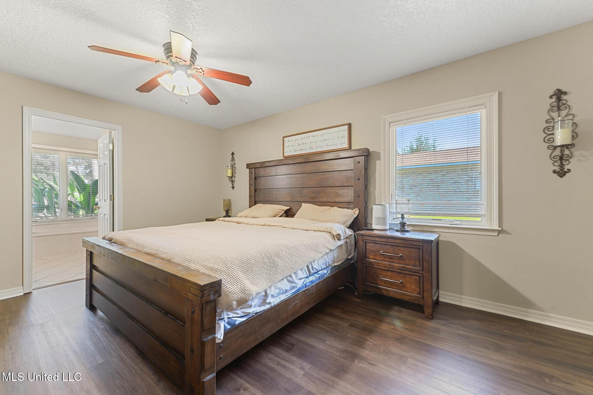 208 Glen Eagles Drive Property Photo 15