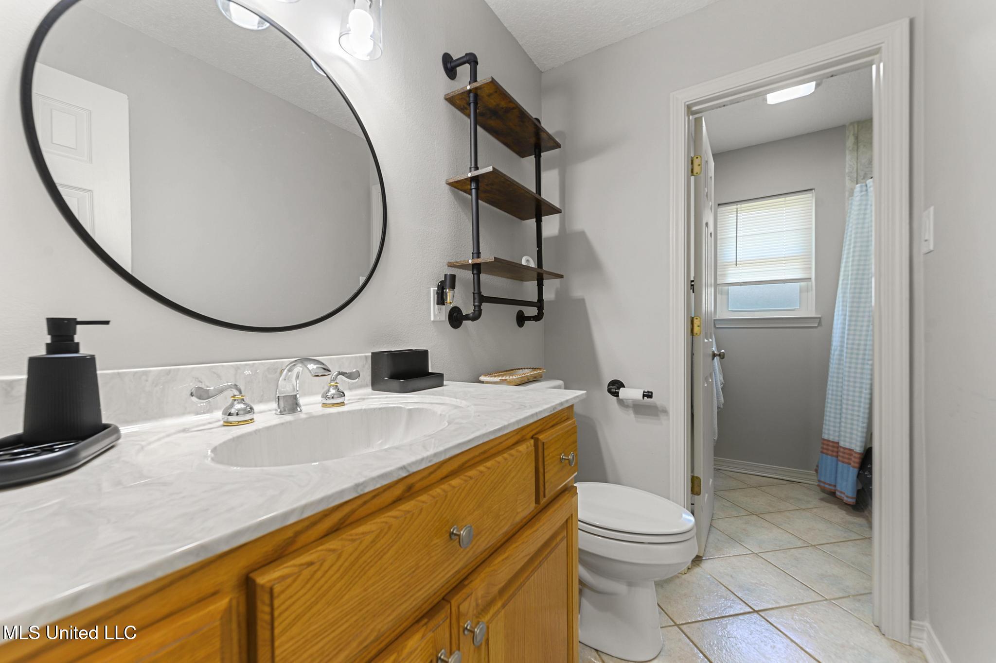 208 Glen Eagles Drive Property Photo 25