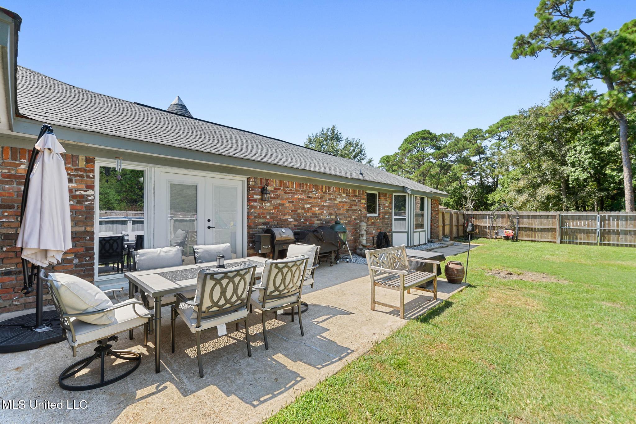 208 Glen Eagles Drive Property Photo 27