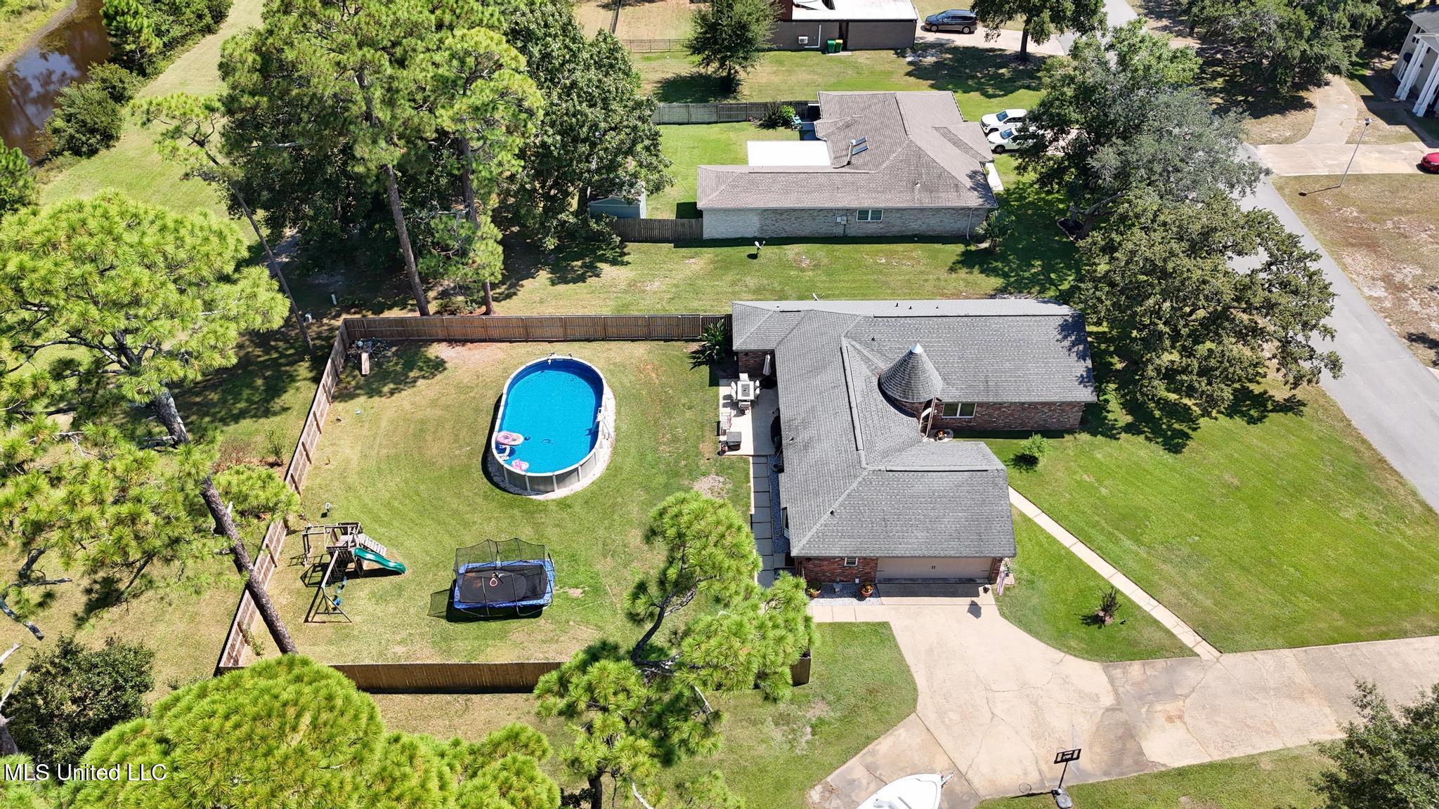 208 Glen Eagles Drive Property Photo 31