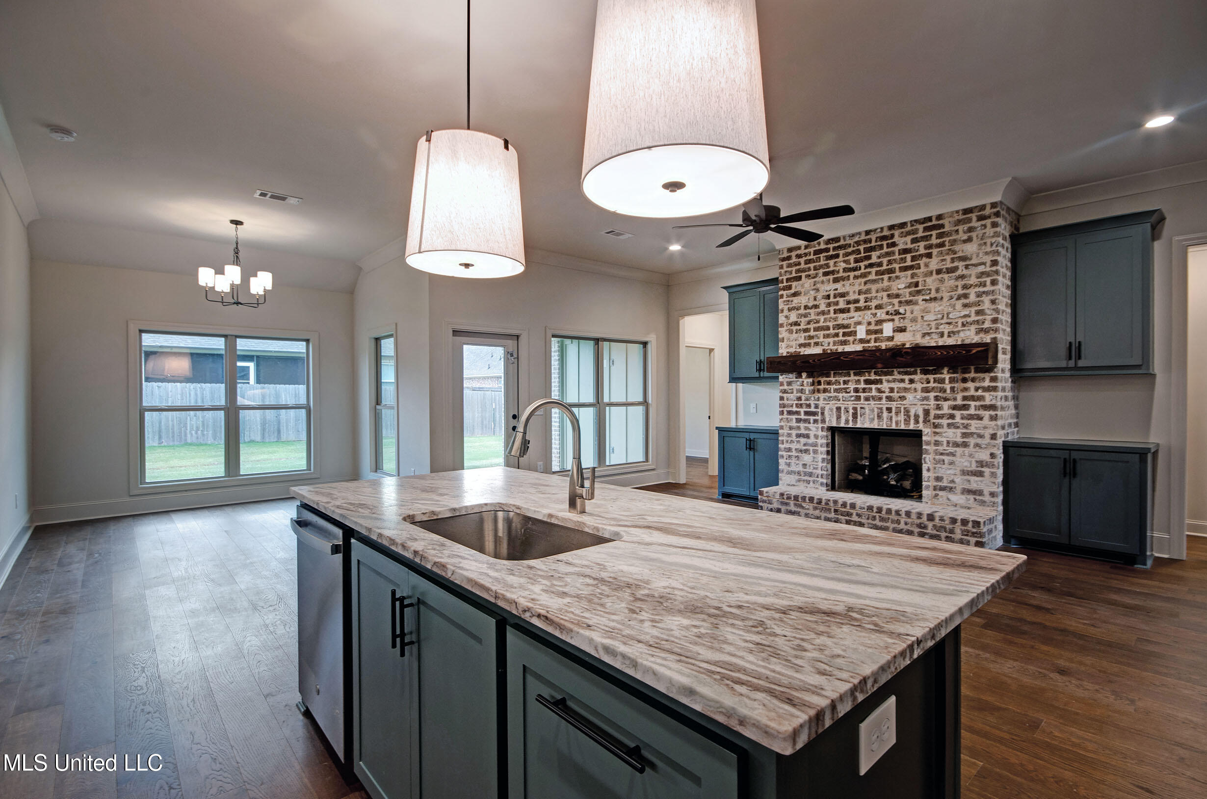 111 Southern Oak Way Property Photo 22