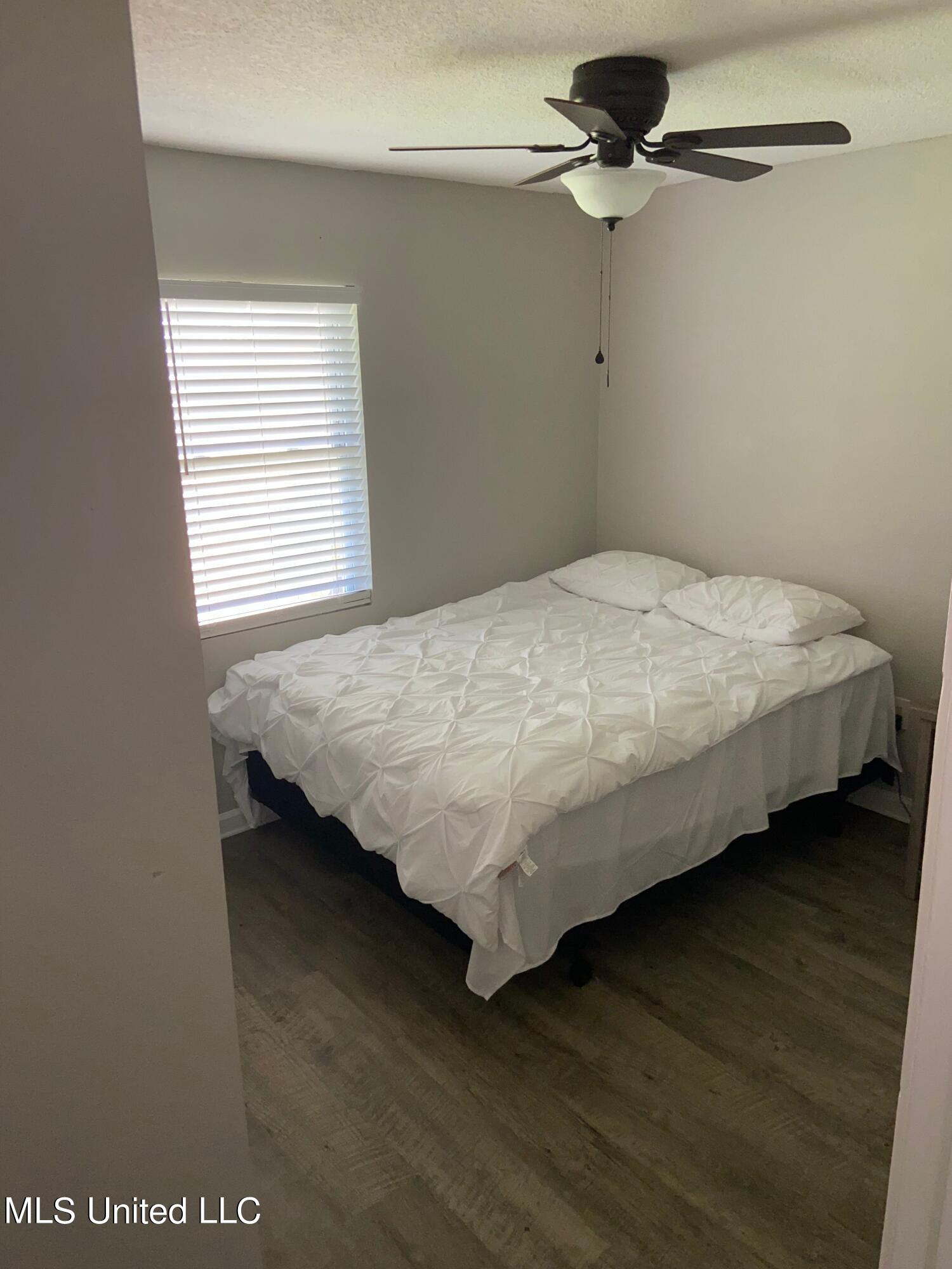 807 Hardy Avenue Property Photo 12