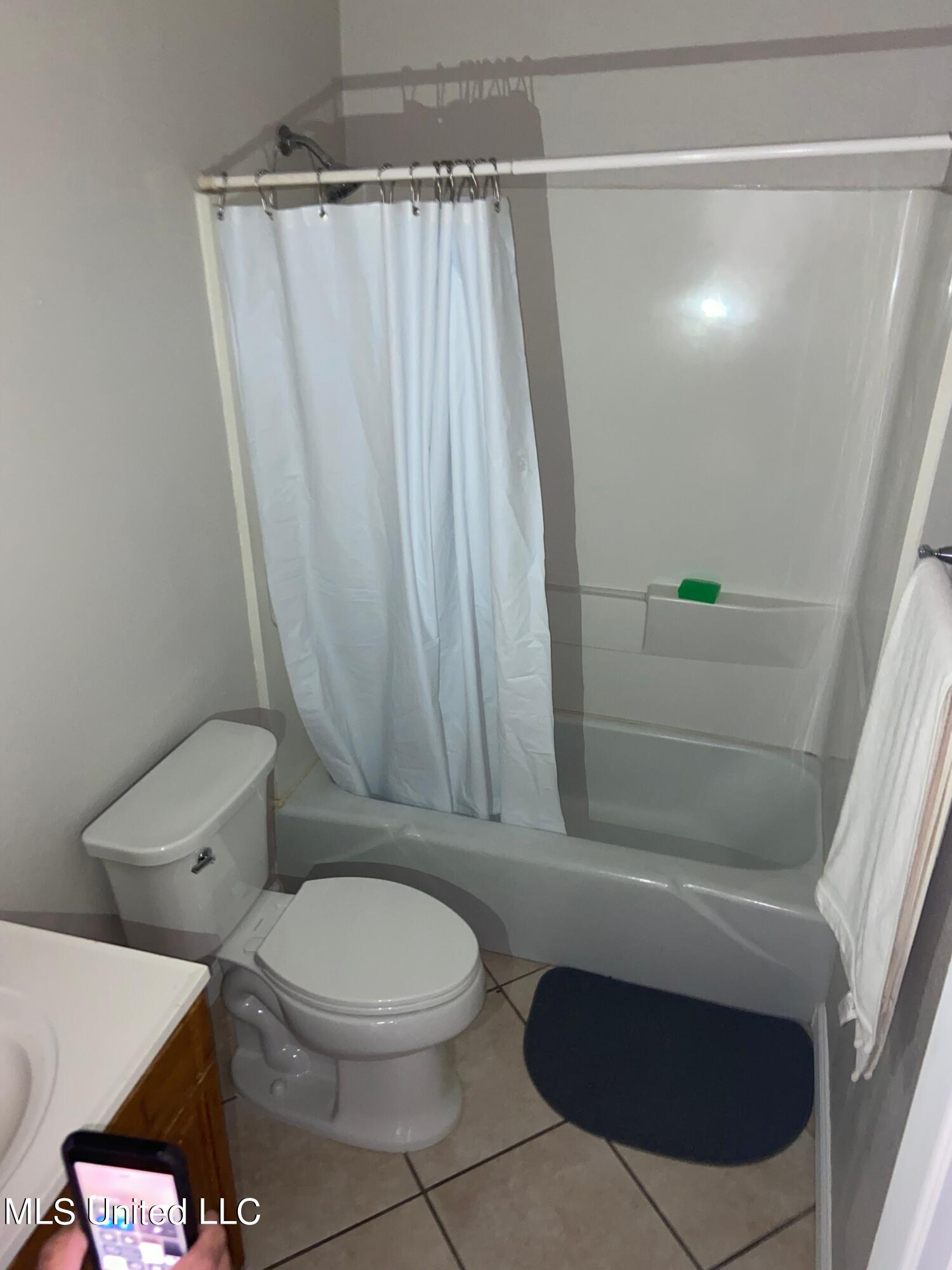 807 Hardy Avenue Property Photo 16