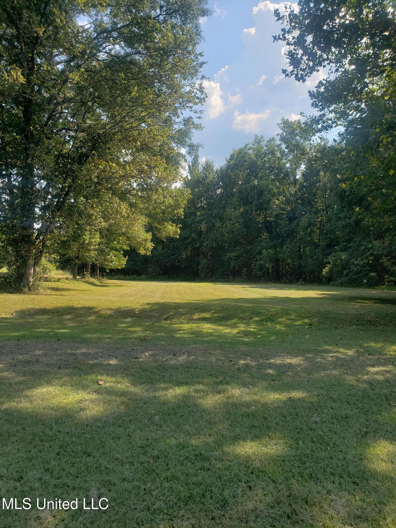 2313 South Frontage Road Property Photo 2