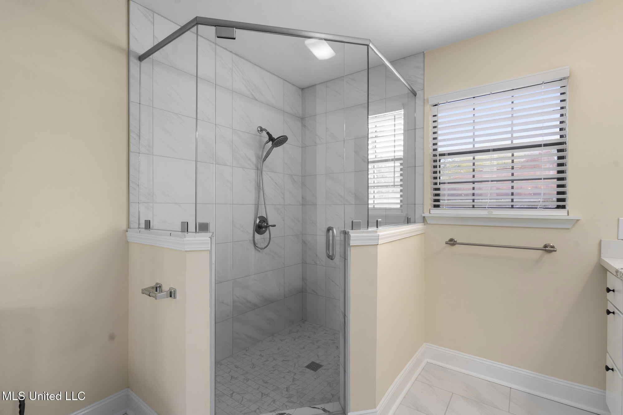 7339 Anela Drive Property Photo 9