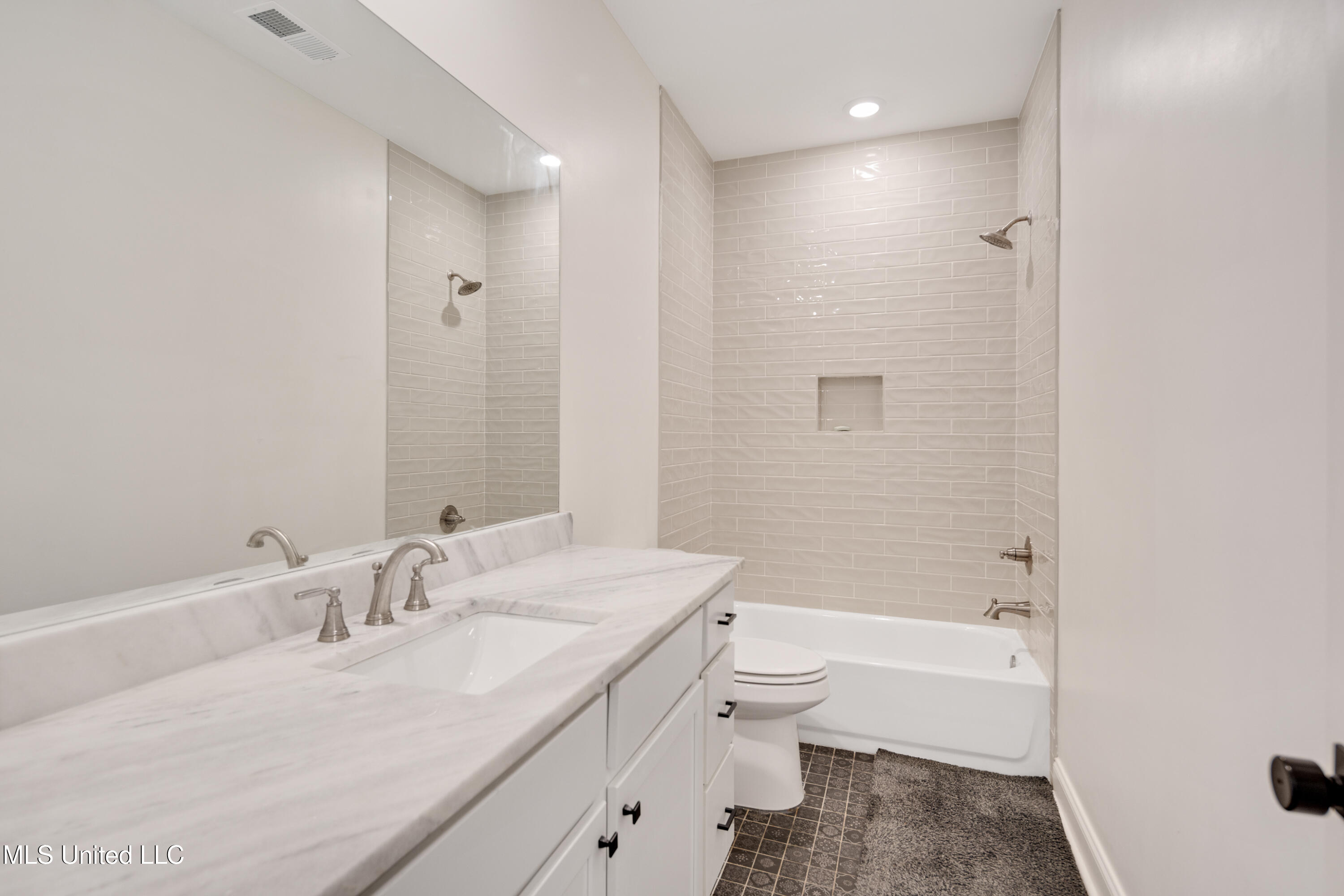 132 Farley Road Property Photo 19