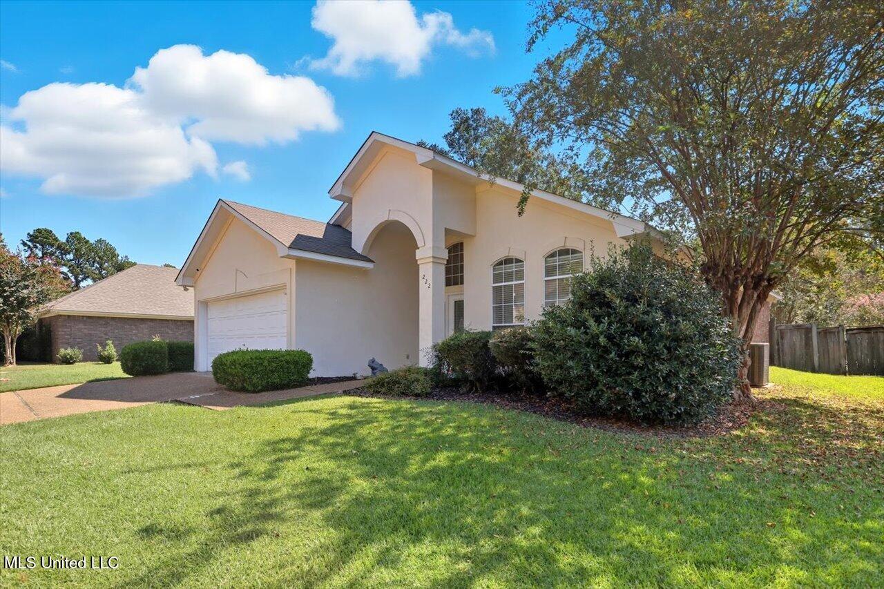 222 Brenhaven Boulevard Property Photo 1