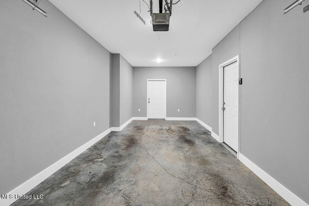103 E Orchard Loop Property Photo 3