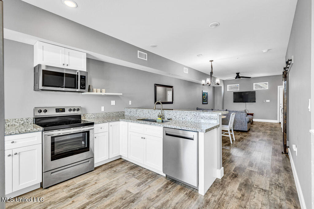 103 E Orchard Loop Property Photo 8
